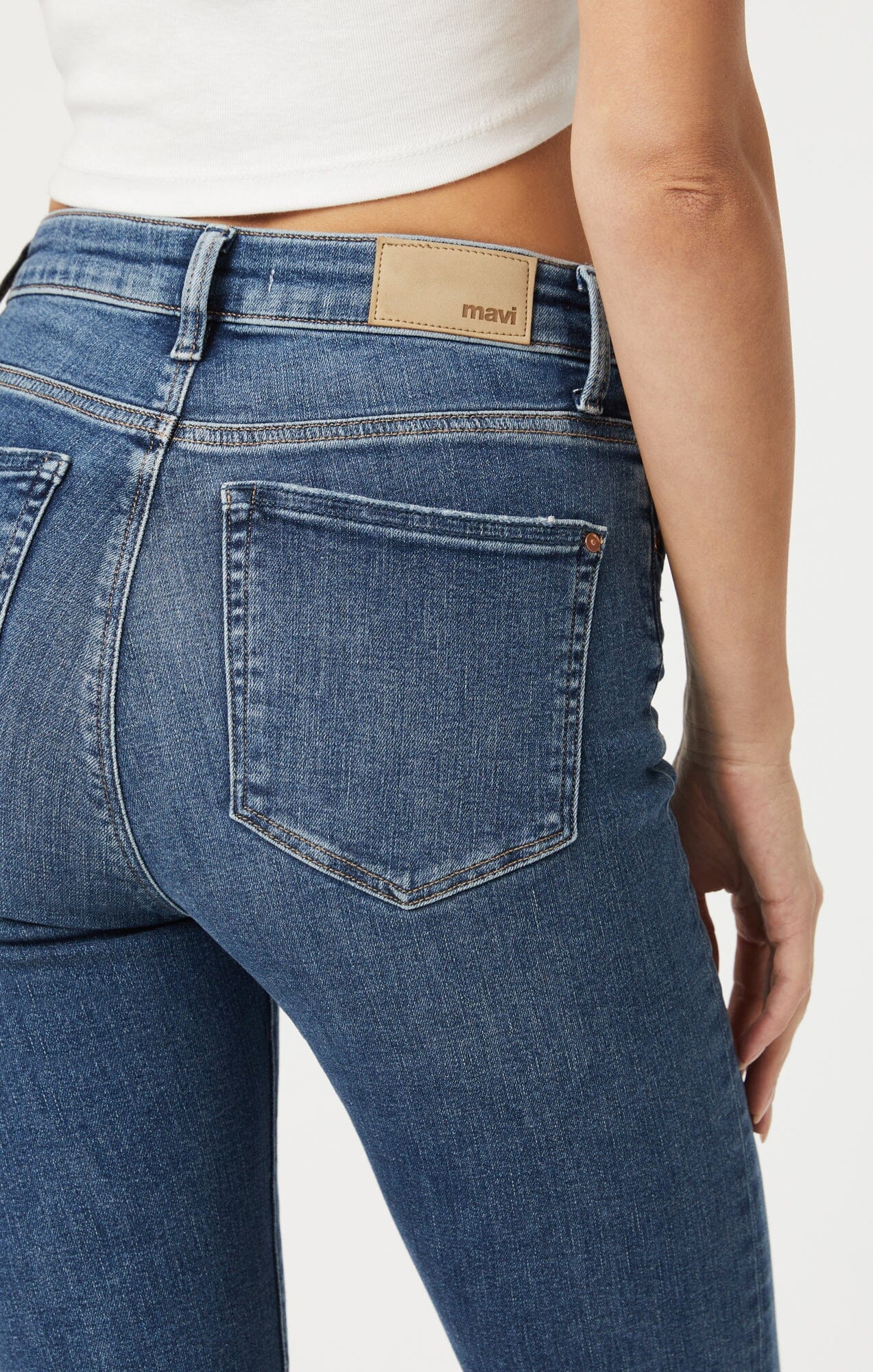 ANIKA CROP FLARE IN MID FLEX BLUE - Mavi Jeans