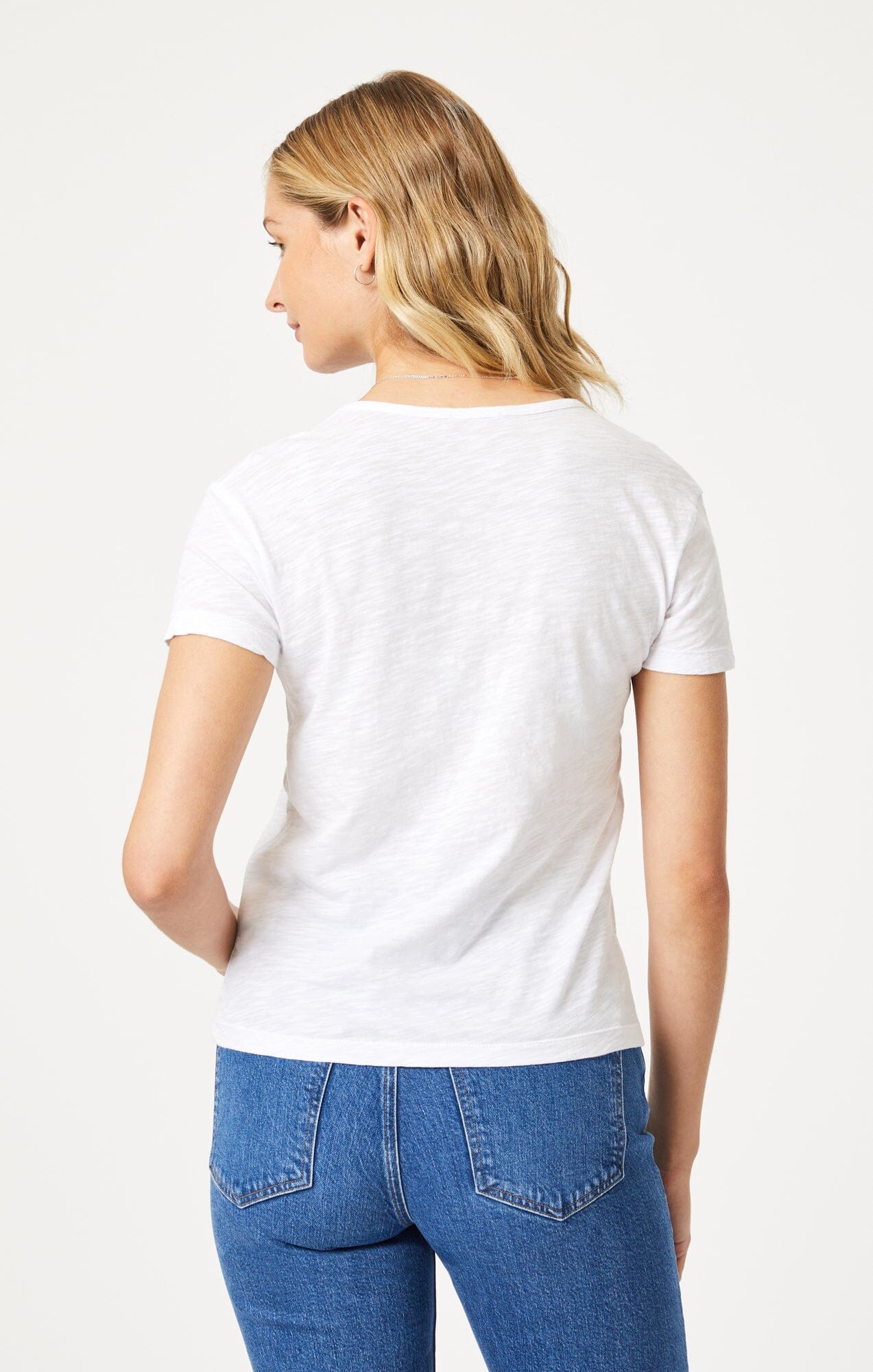 V-NECK T-SHIRT IN WHITE - Mavi Jeans