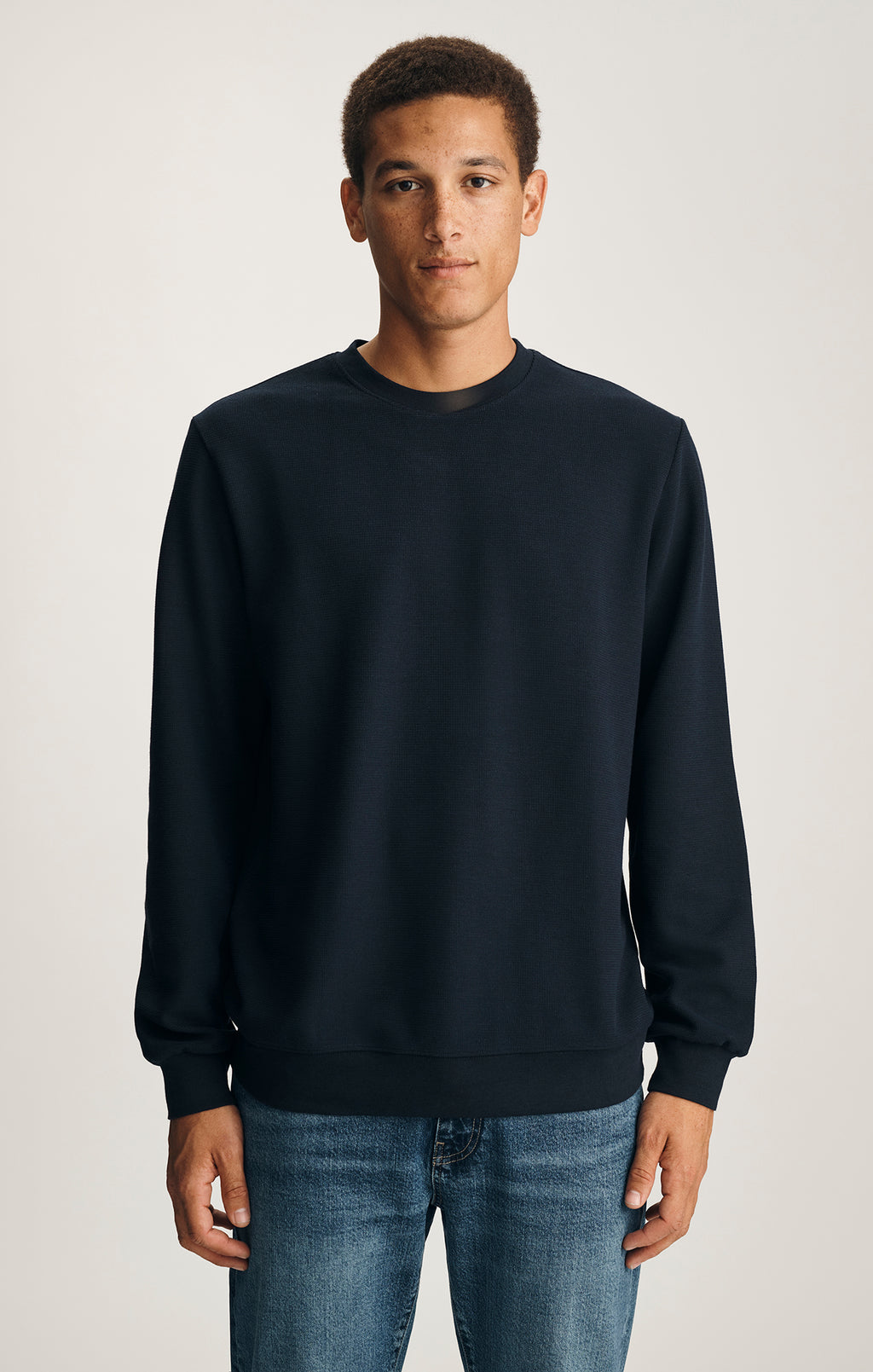 CREW NECK SWEATSHIRT IN DARK SAPPHIRE