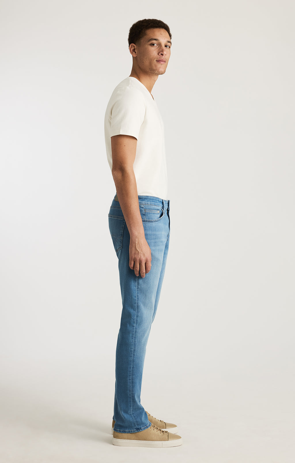 JAKE SLIM LEG IN LIGHT BRUSHED FEATHER BLUE