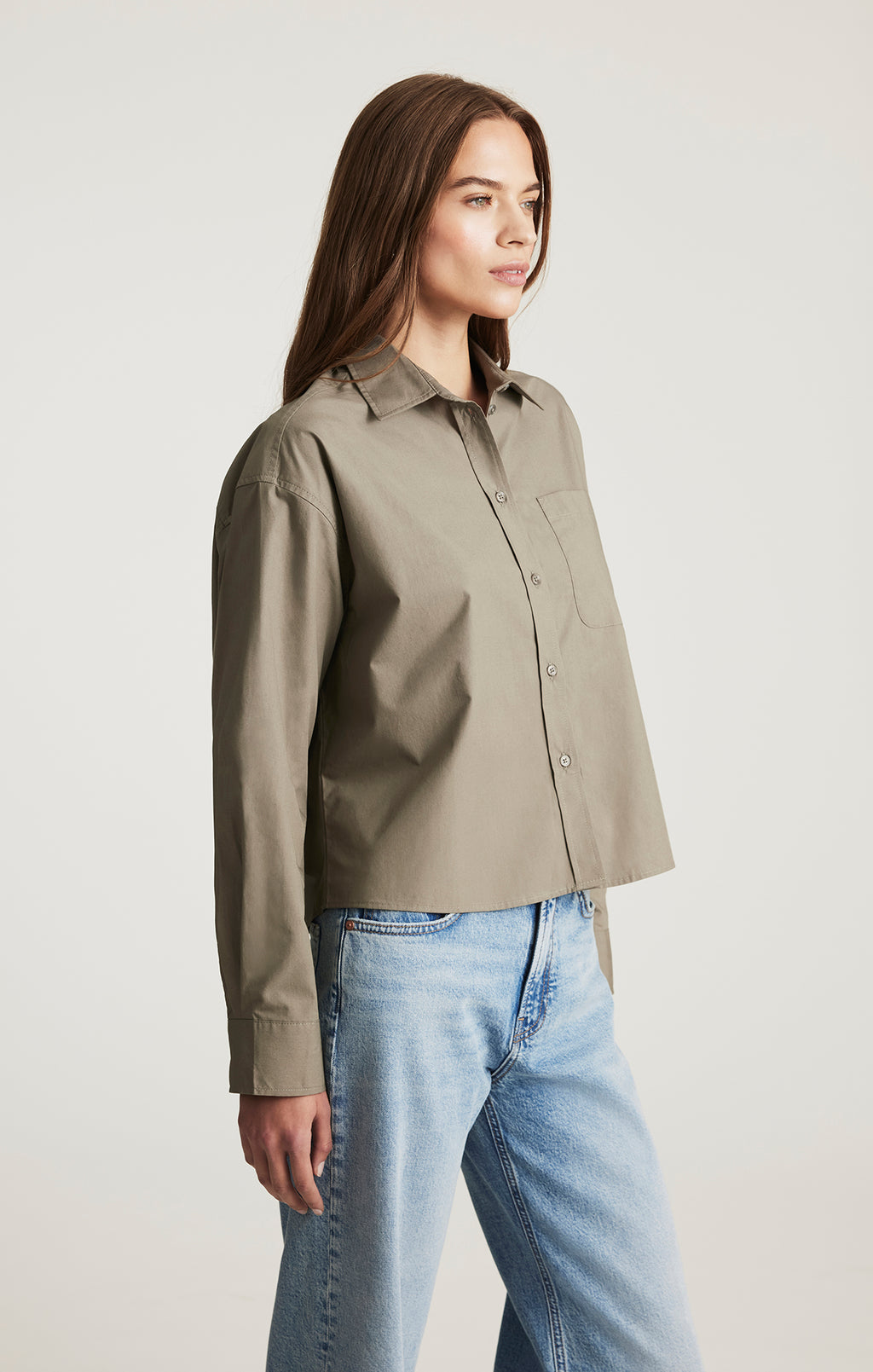 ONE POCKET BUTTON-UP SHIRT IN KHAKI