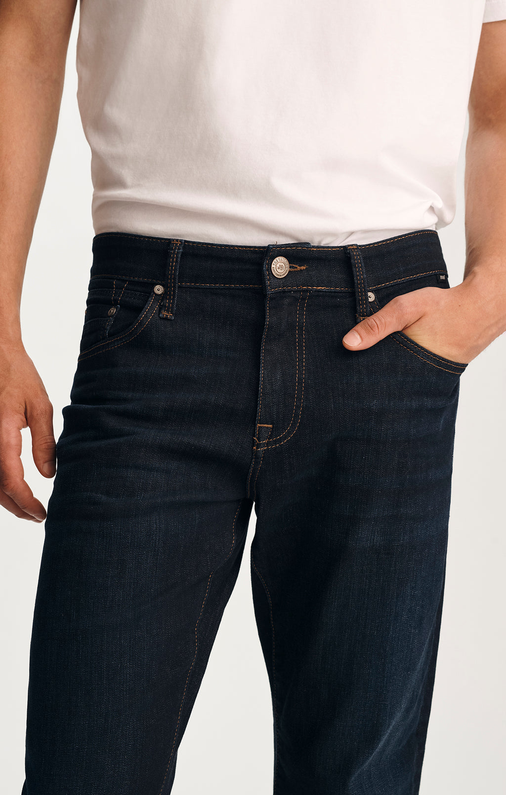 MATT RELAXED STRAIGHT LEG IN RINSE BRUSHED WILLIAMSBURG - Mavi Jeans