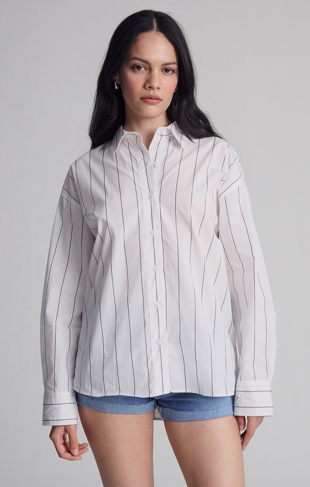 BREEZY BUTTON-UP SHIRT IN BLACK STRIPED - Mavi Jeans
