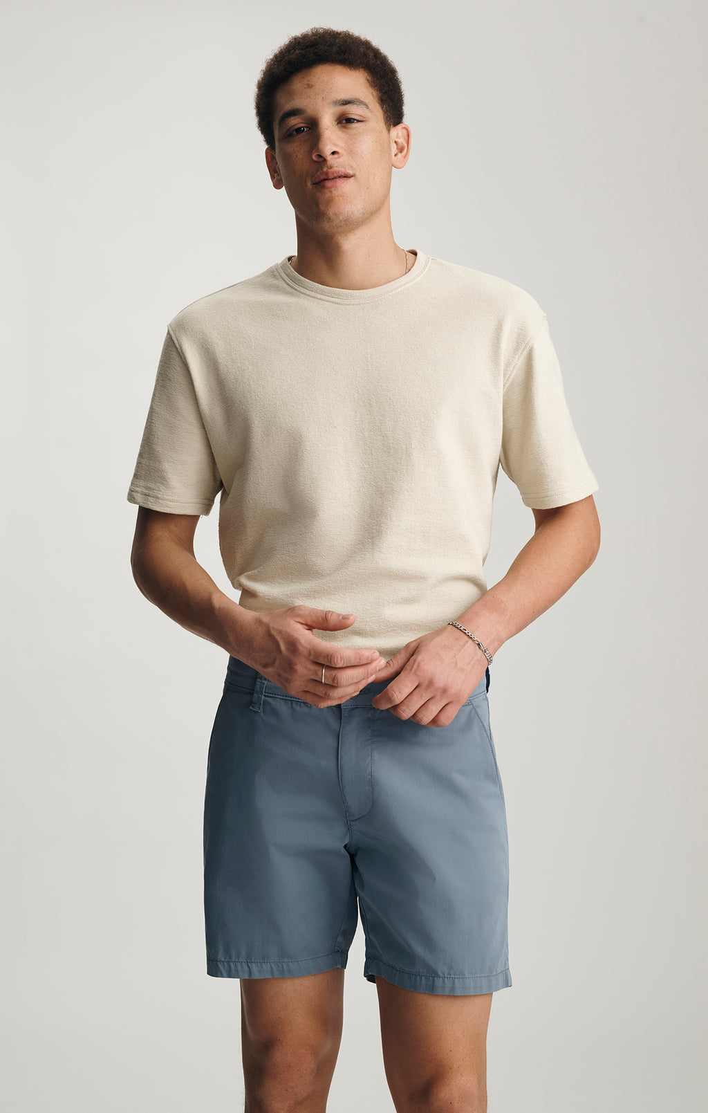 NATE CHINO SHORTS IN STEEL CITY SMART - Mavi Jeans