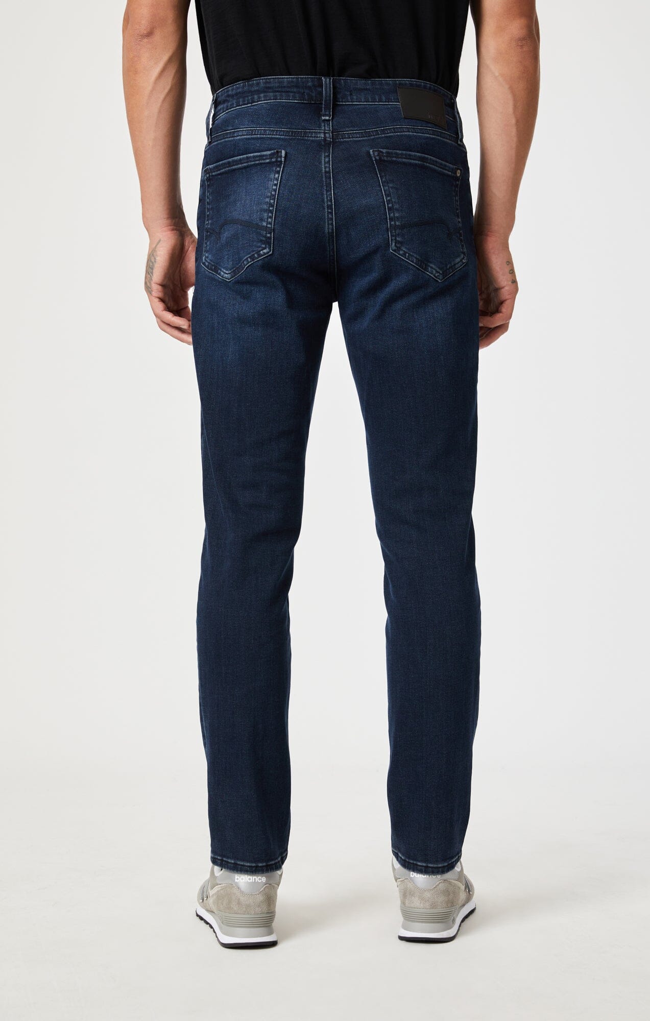 STEVE ATHLETIC FIT JEANS IN MID TONAL INK WILLIAMSBURG - Mavi Jeans