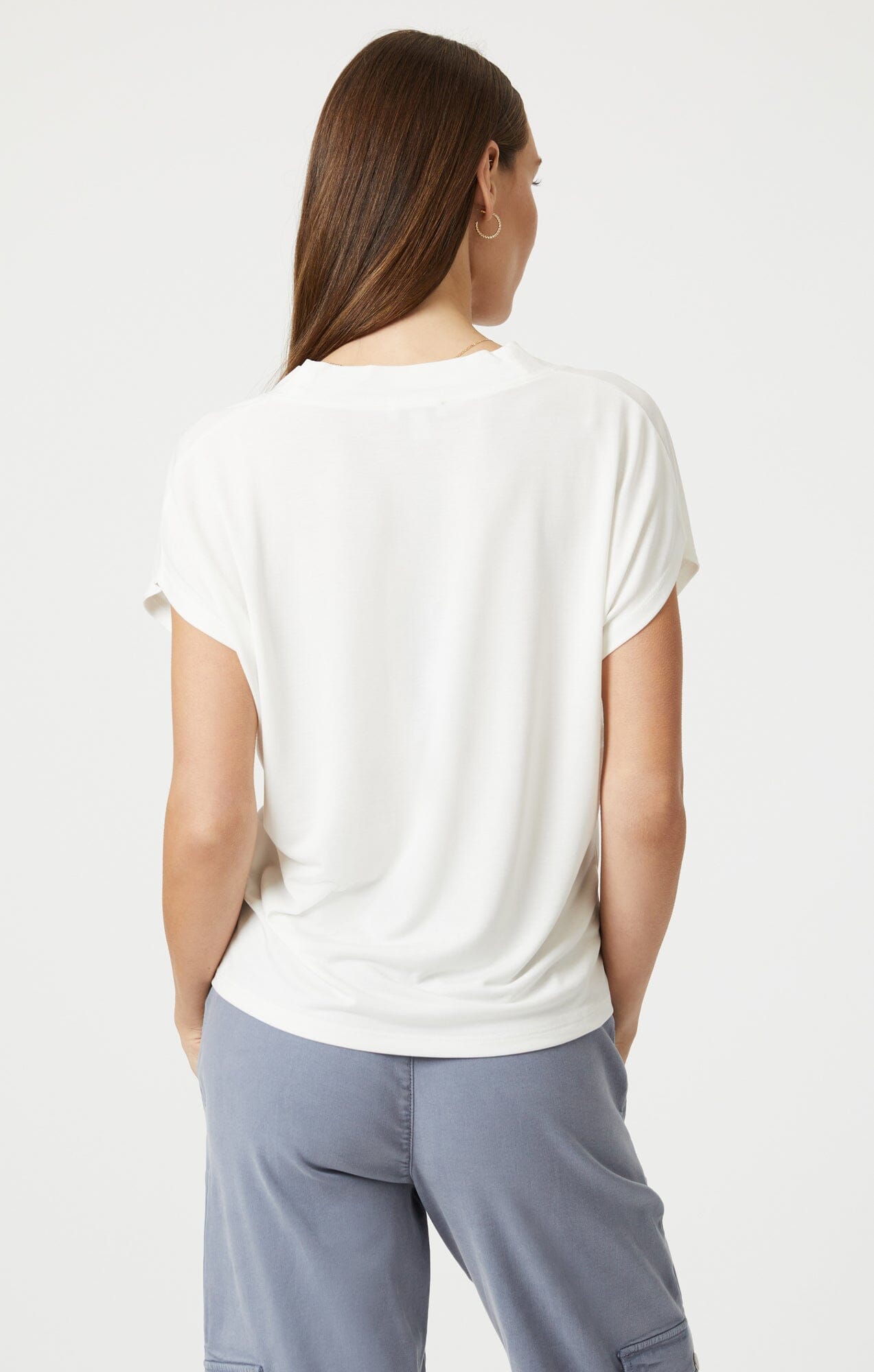 LUXE TOUCH TENCEL™ V-NECK SHIRT IN ANTIQUE LUXE - Mavi Jeans