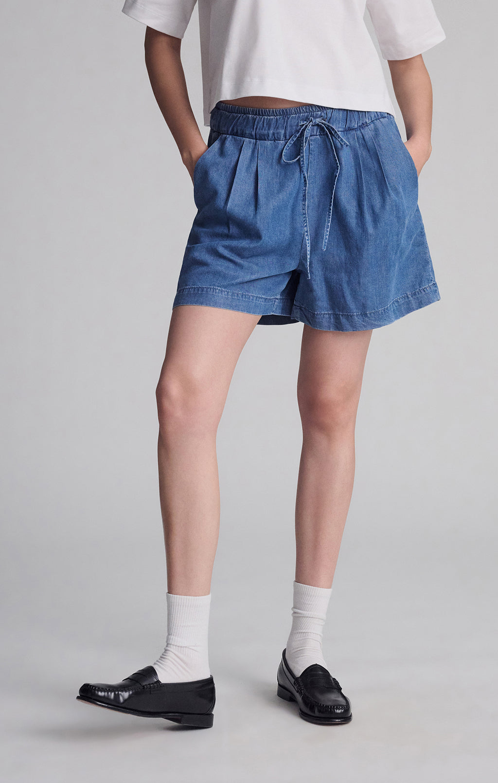 SPORTY LUXE CREW NECK T-SHIRT IN WHITE - Mavi Jeans