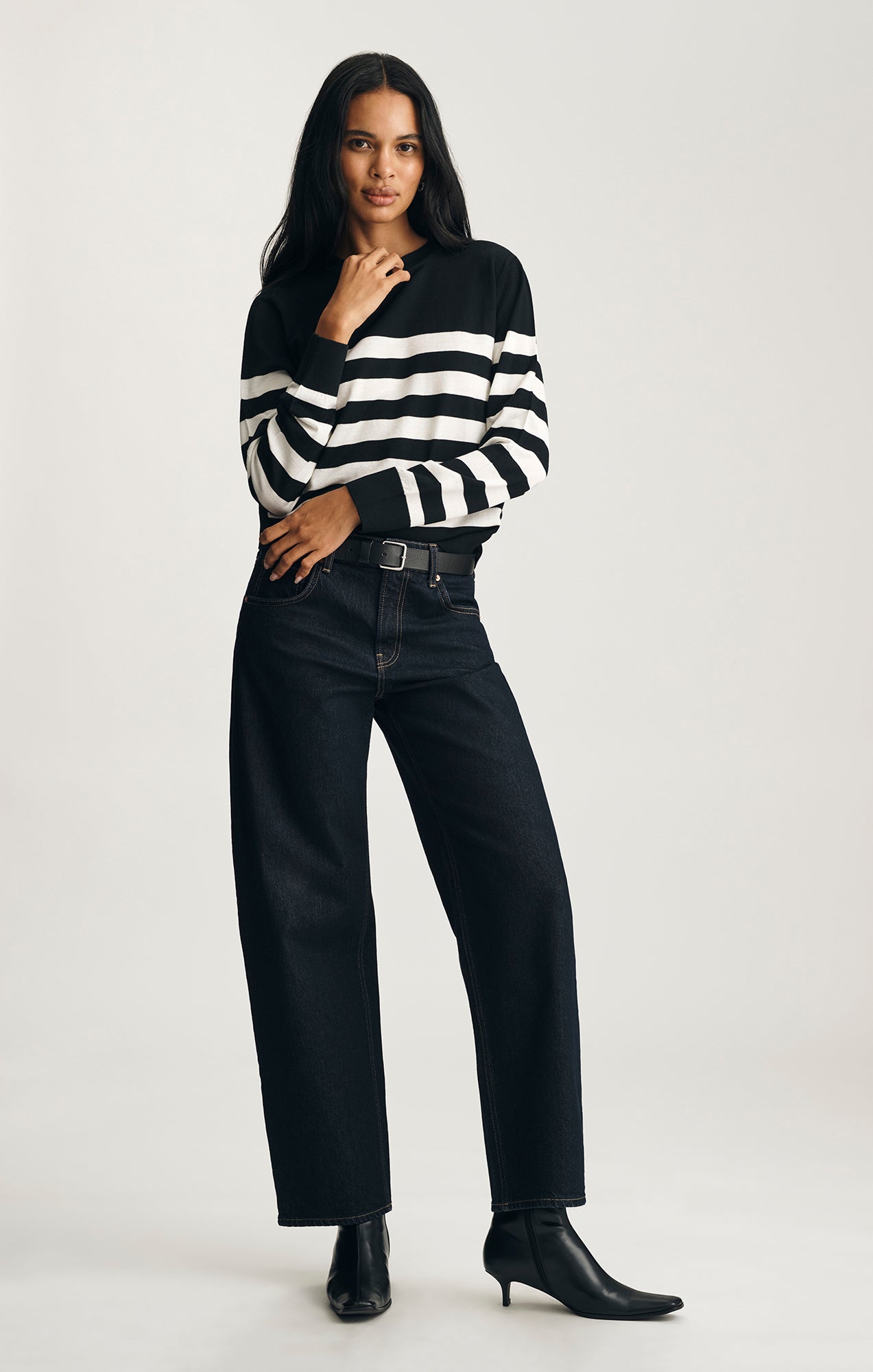 EDITION WOOL CREW NECK SWEATER IN BLACK WHITE STRIPE