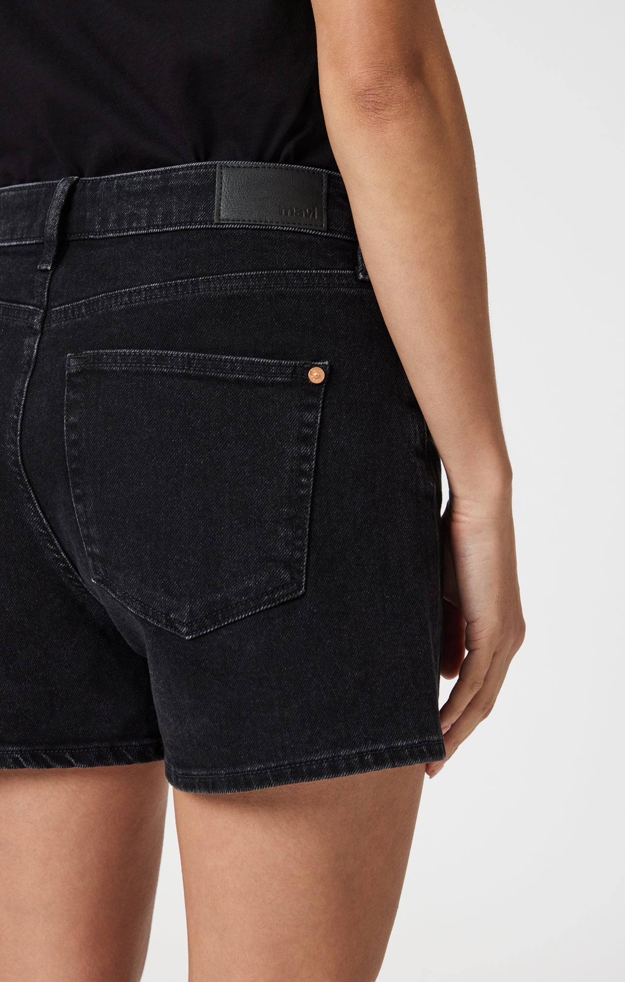 HEIDI SHORTS IN DARK SMOKE 90'S - Mavi Jeans