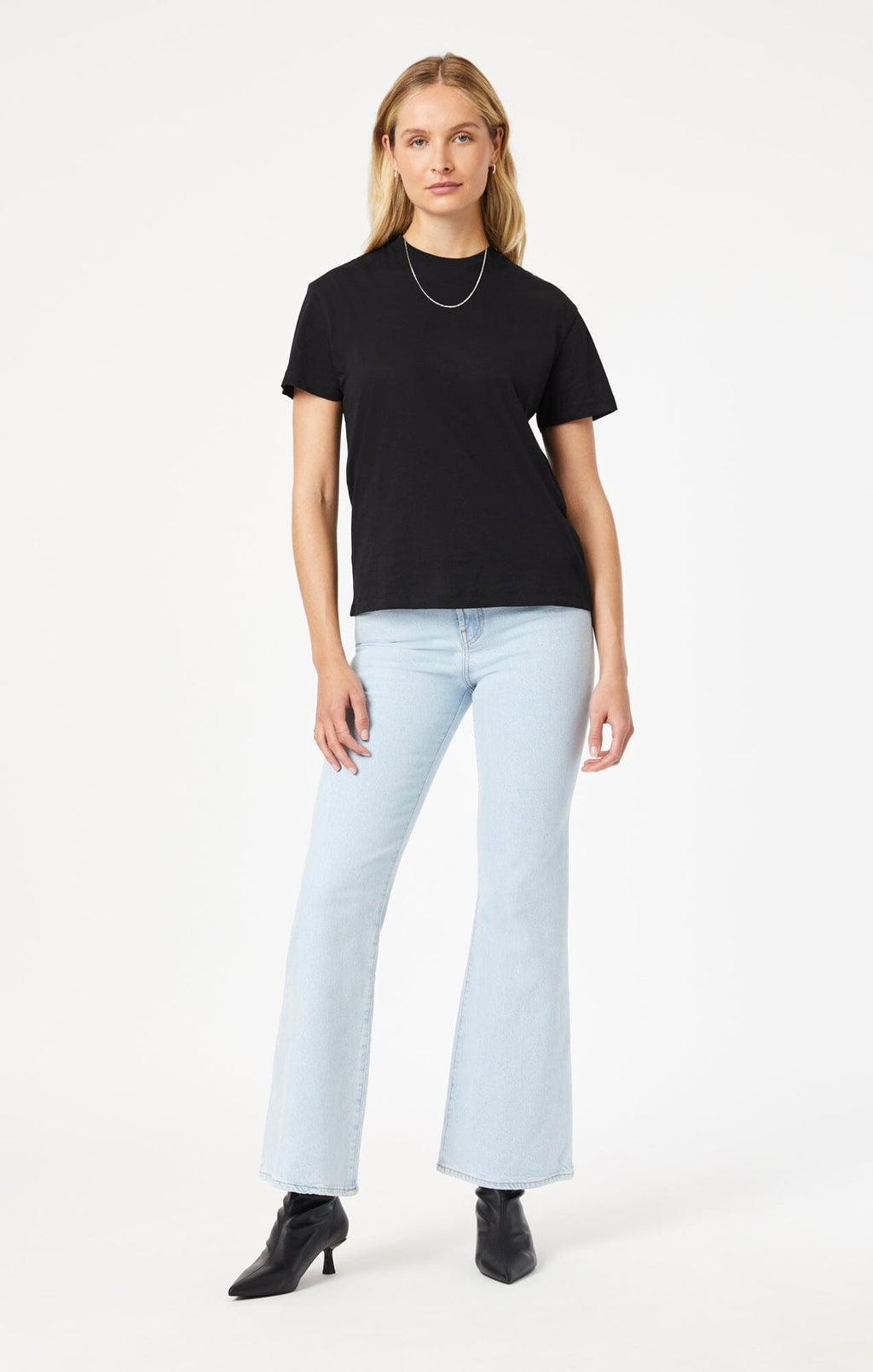 CREW NECK T-SHIRT IN BLACK - Mavi Jeans
