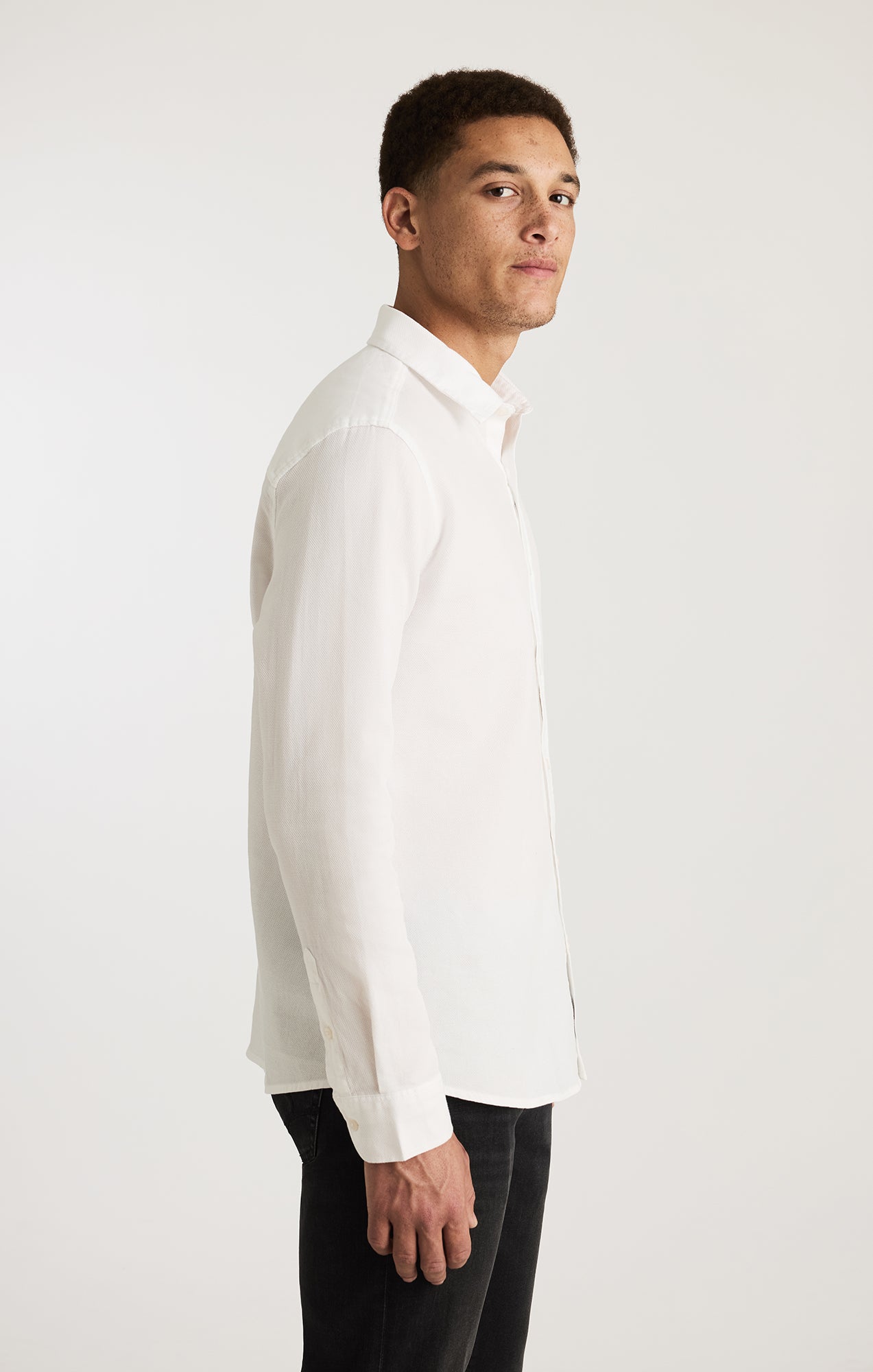Mavi Men's Long Sleeve Button-Up Shirt In White Mavi Men's Long Sleeve Button-Up Shirt In White