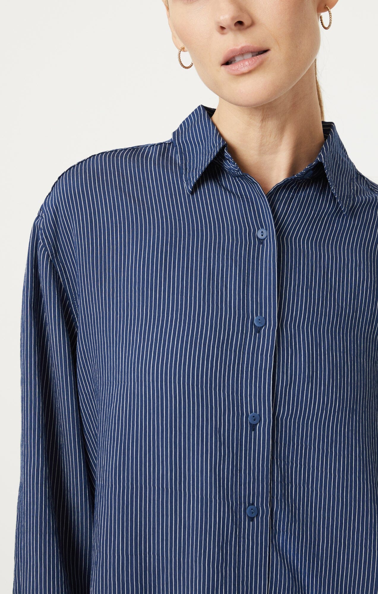 BUTTON-UP LONG SLEEVE SHIRT IN NAVY STRIPED - Mavi Jeans