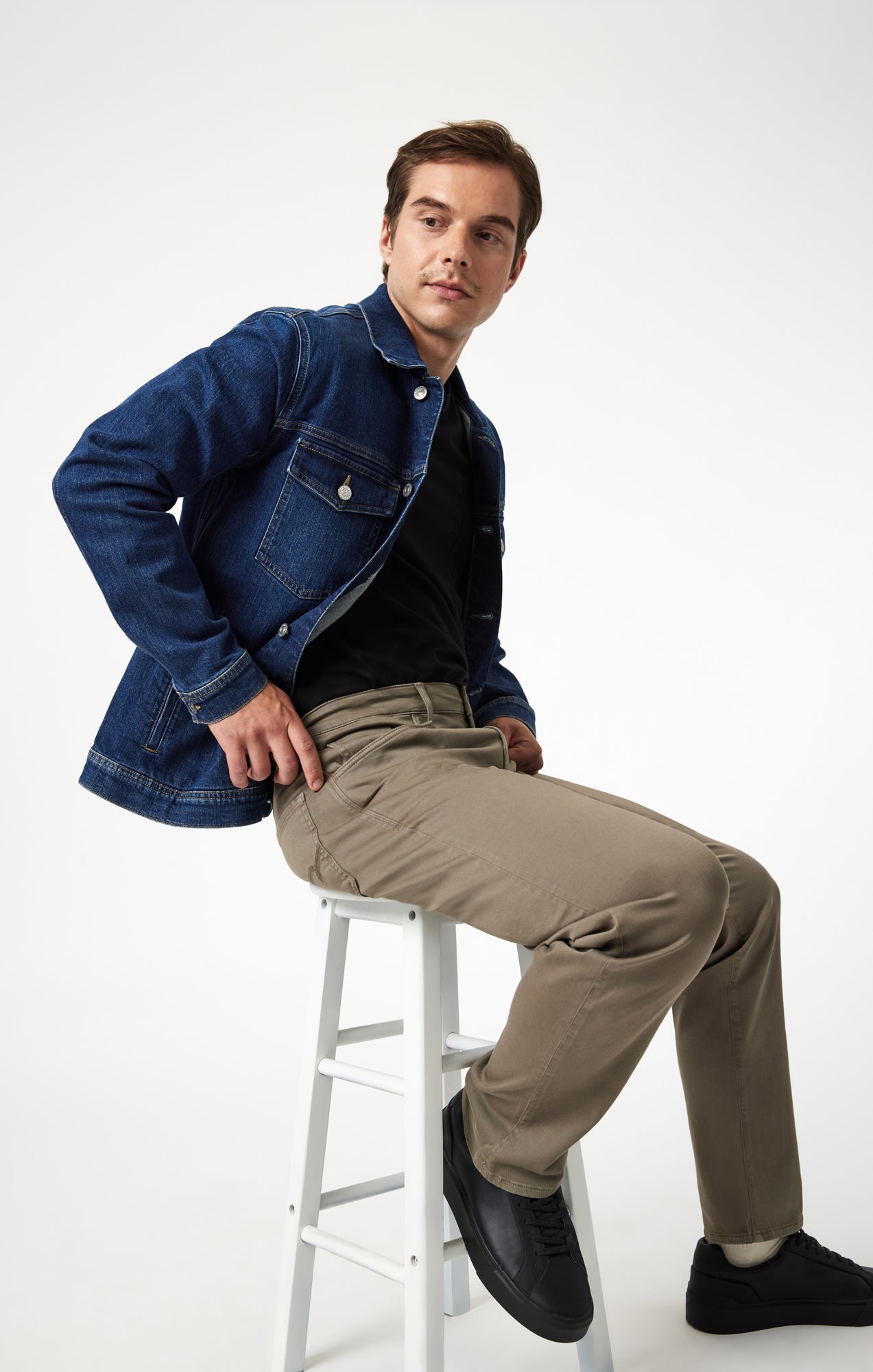 ZACH STRAIGHT LEG IN OLIVE CASUAL TWILL - Mavi Jeans