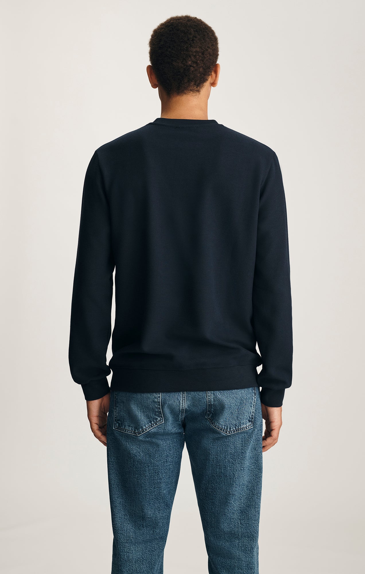CREW NECK SWEATSHIRT IN DARK SAPPHIRE
