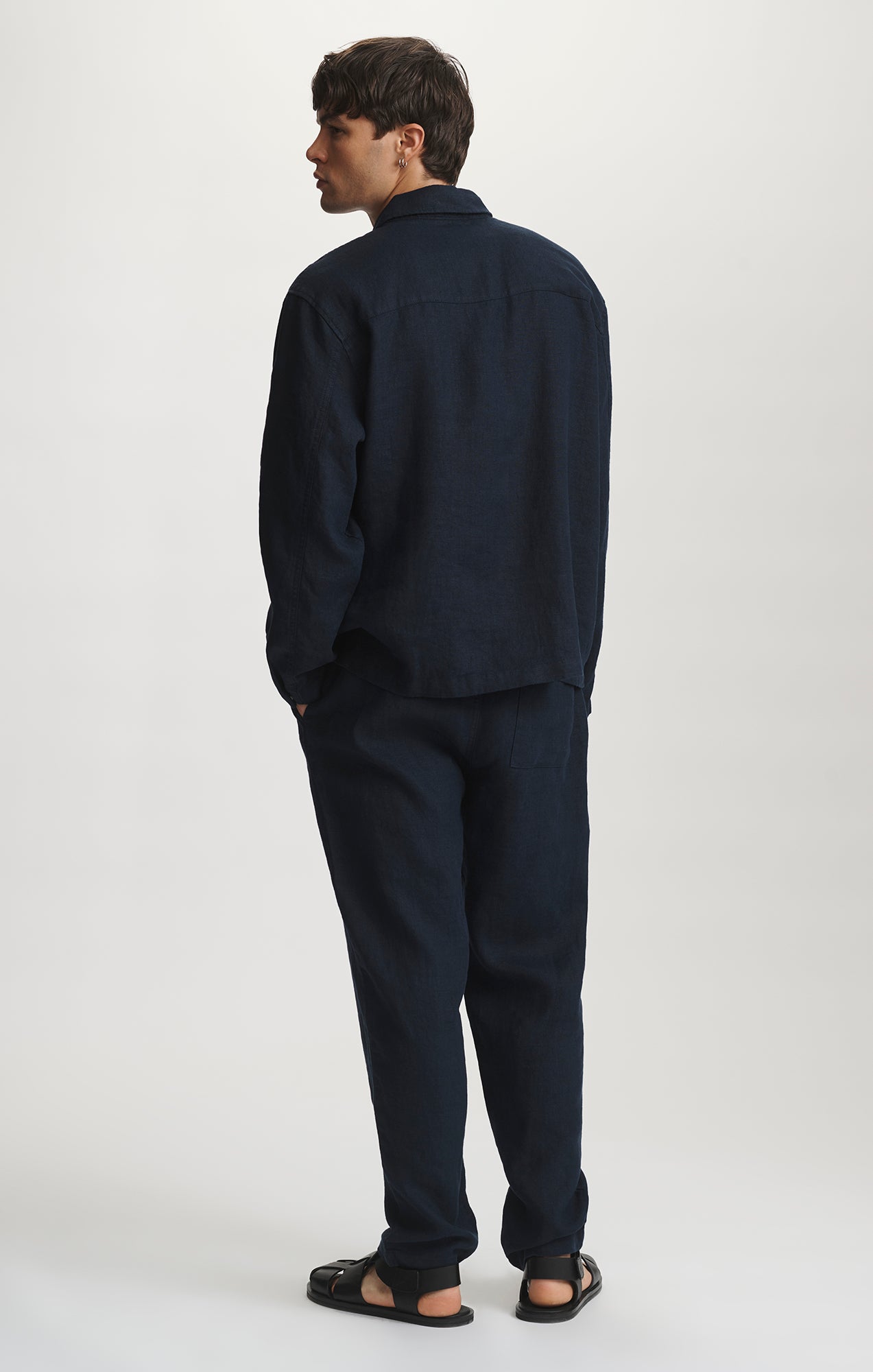 LINEN DOUBLE POCKET BUTTON-UP SHIRT IN DARK SAPPHIRE - Mavi Jeans