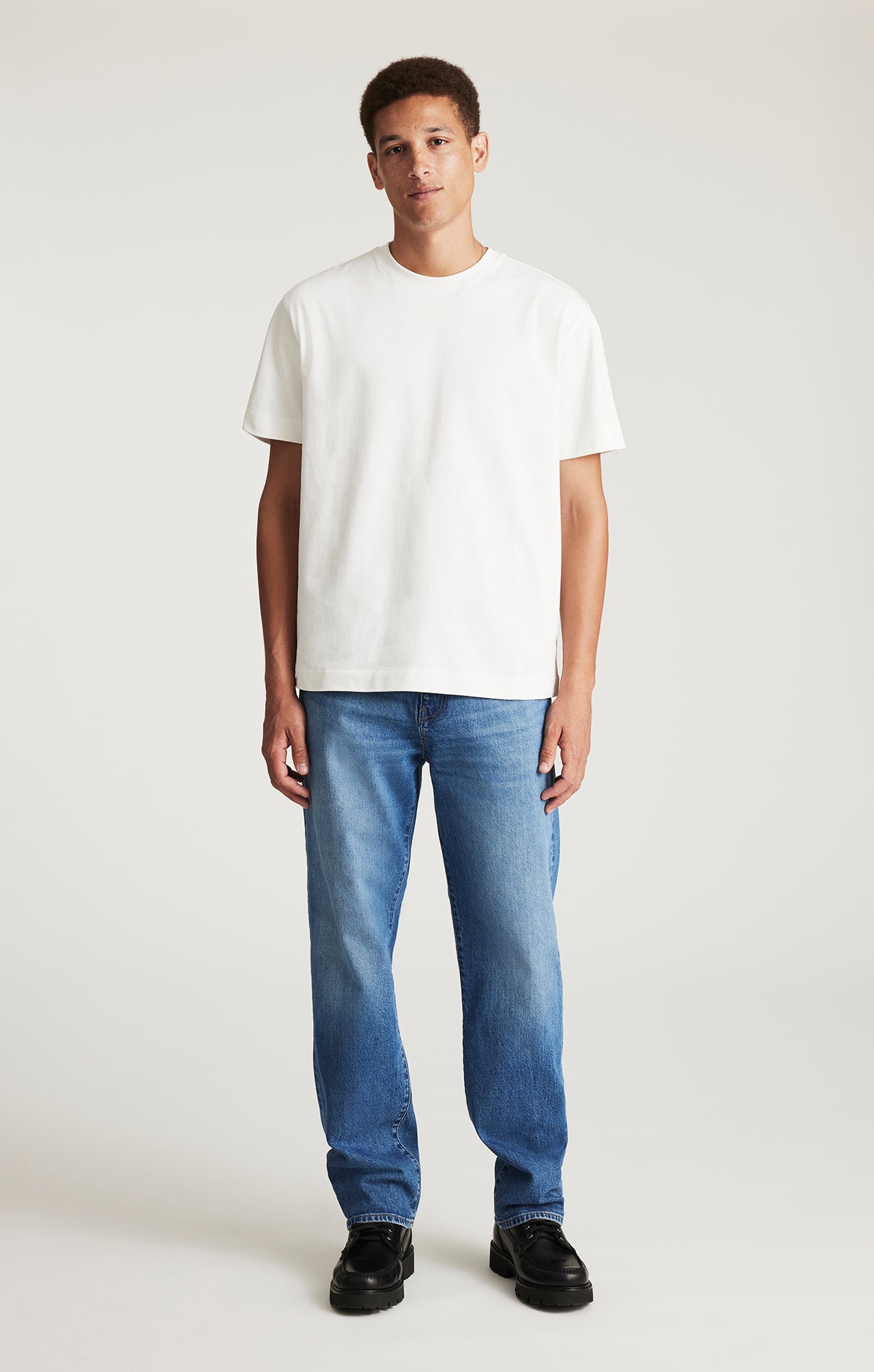 SHORT SLEEVE CREW NECK T-SHIRT IN ANTIQUE WHITE - Mavi Jeans