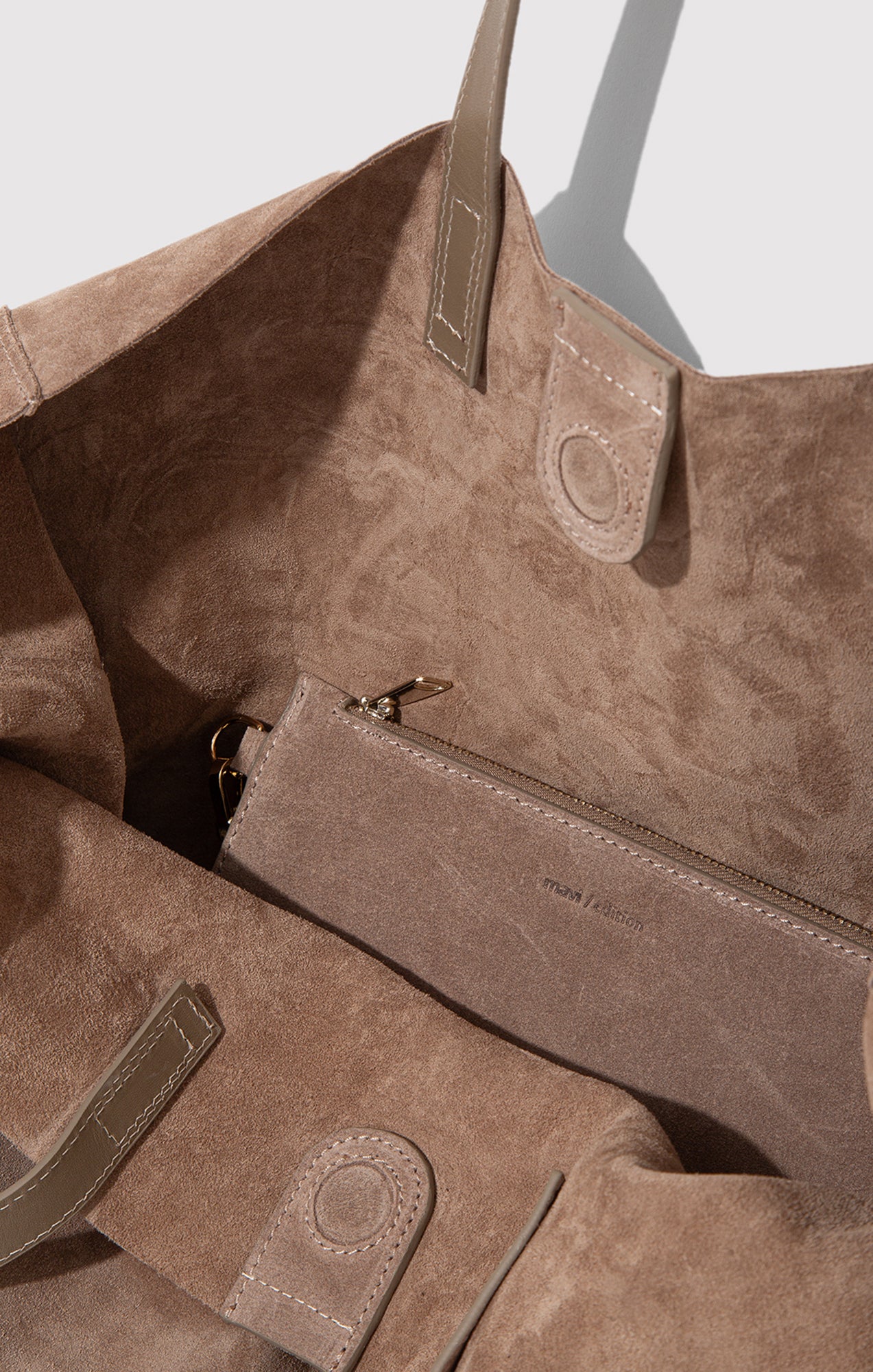 SUEDE SHOPPER BAG IN SILVER MINK