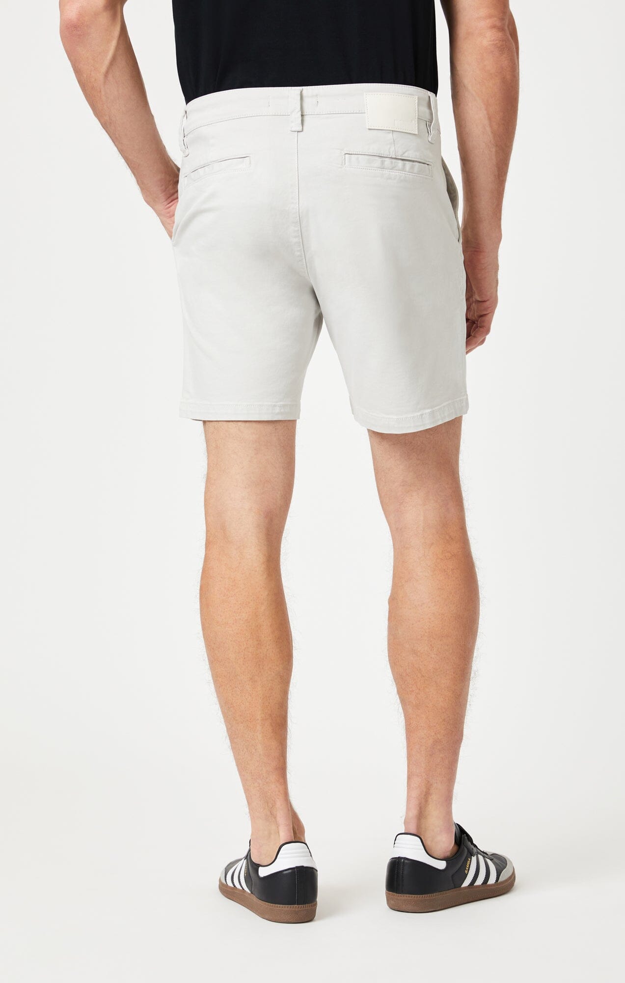 NATE SHORTS IN OYSTER MUSHROOM TWILL - Mavi Jeans
