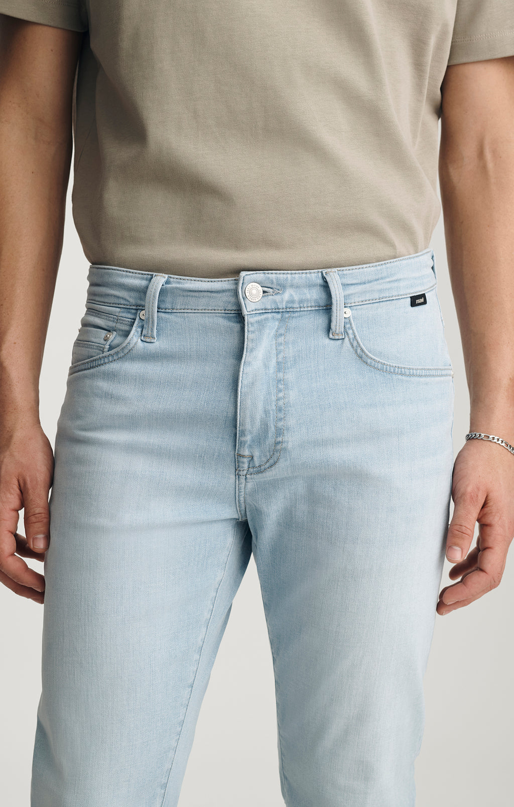ZACH STRAIGHT LEG IN BLEACHED ORGANIC VINTAGE - Mavi Jeans
