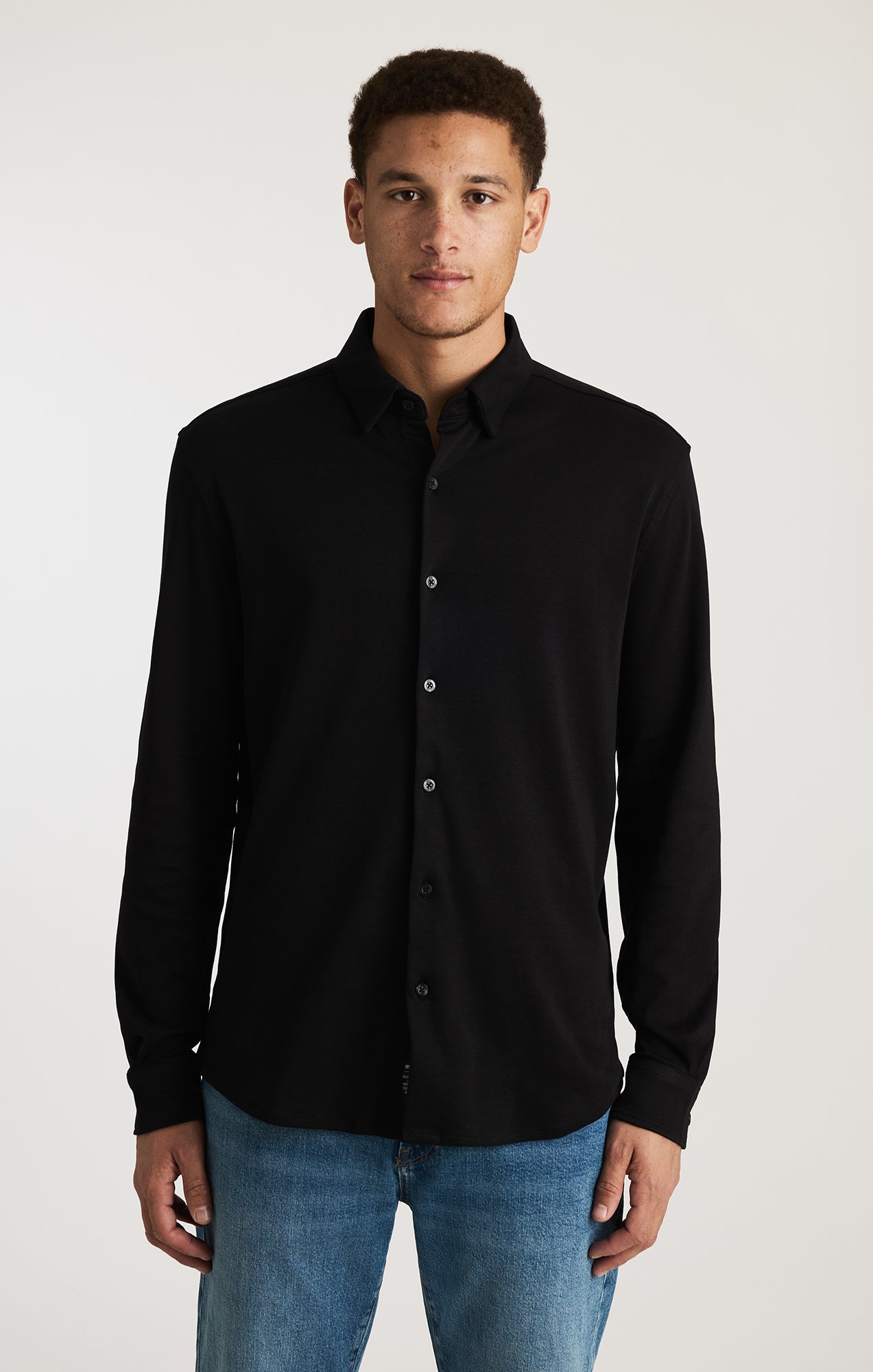 LONG SLEEVE BUTTON-UP SHIRT IN BLACK