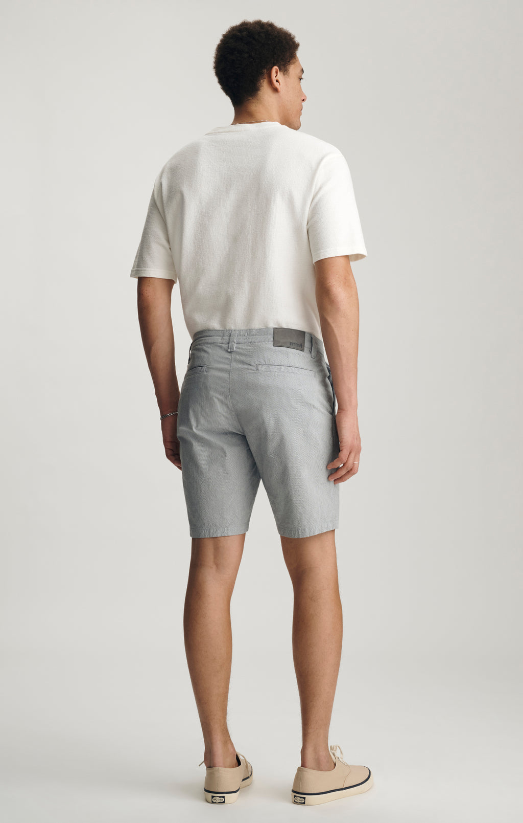 NOAH SHORTS IN BLUE STRIPE - Mavi Jeans