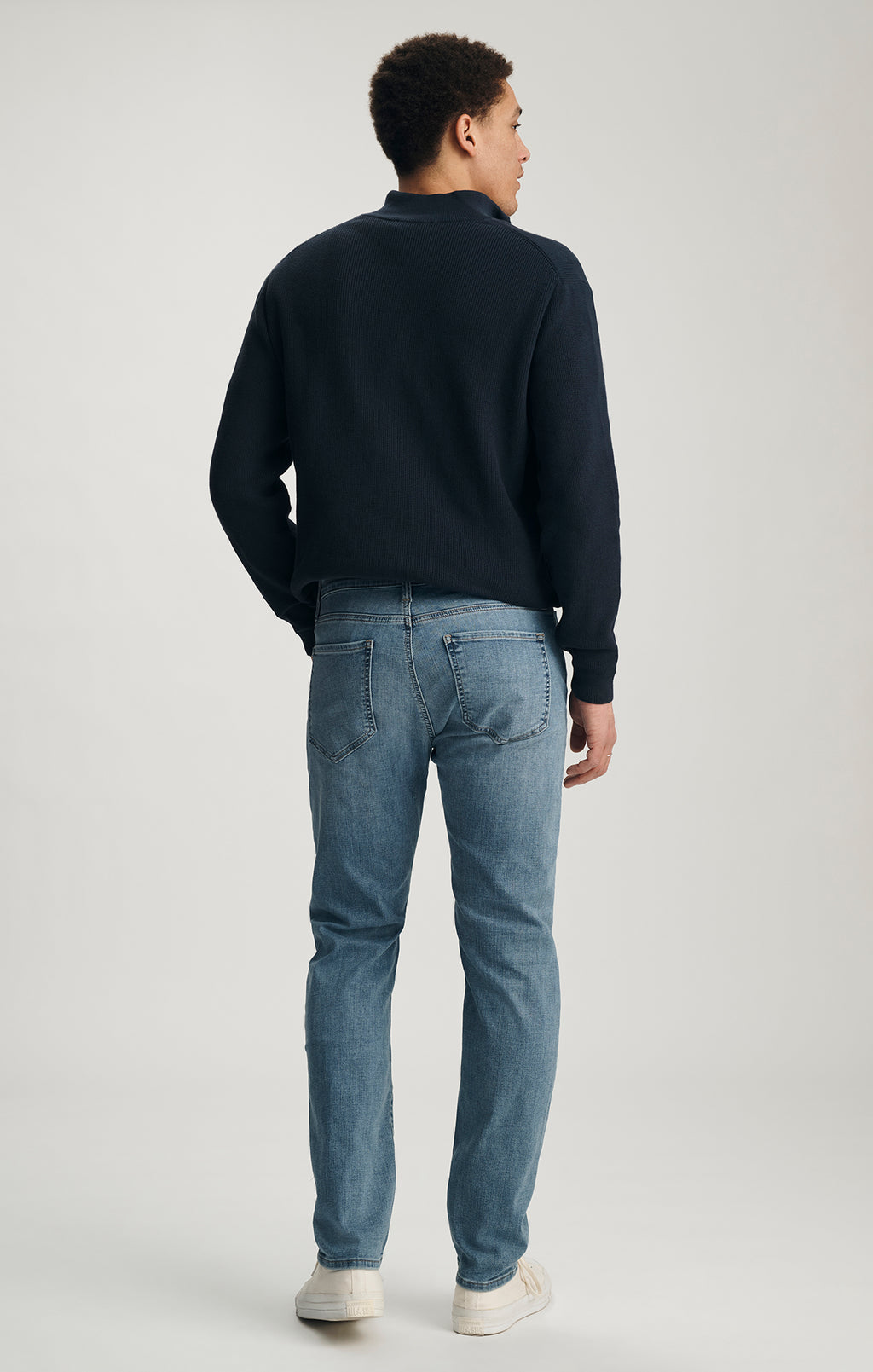 MARCUS SLIM STRAIGHT LEG IN MID BRUSHED ORGANIC VINTAGE - Mavi Jeans