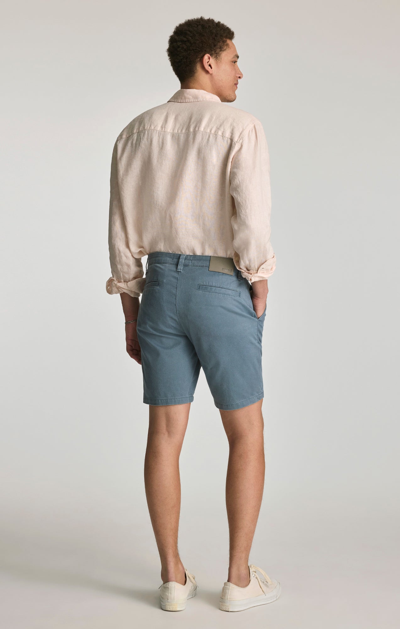 NOAH SHORTS IN FADED BLUE VINTAGE COLORED