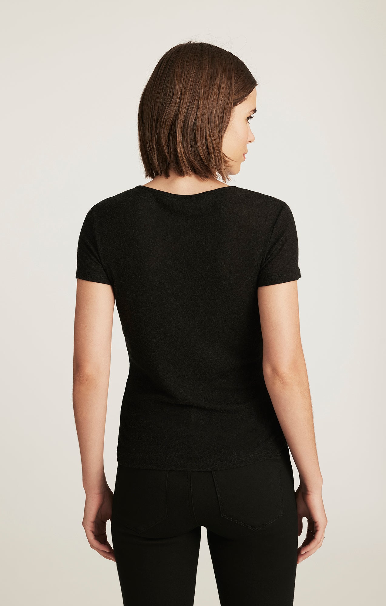 EDITION CAP SLEEVE T-SHIRT IN BLACK