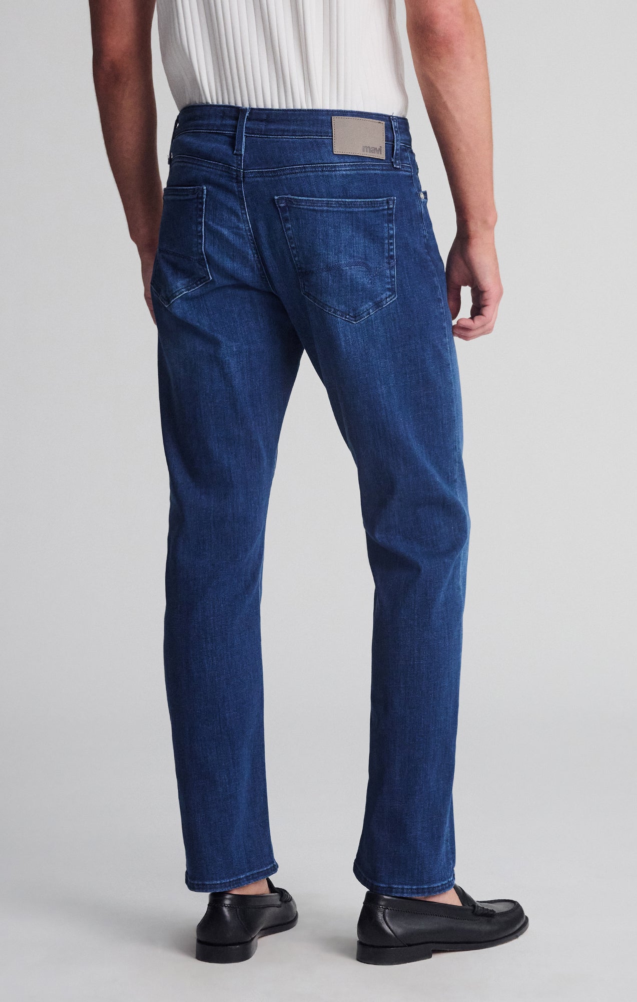 MATT RELAXED STRAIGHT LEG IN DEEP BRUSHED FEATHER BLUE - Mavi Jeans