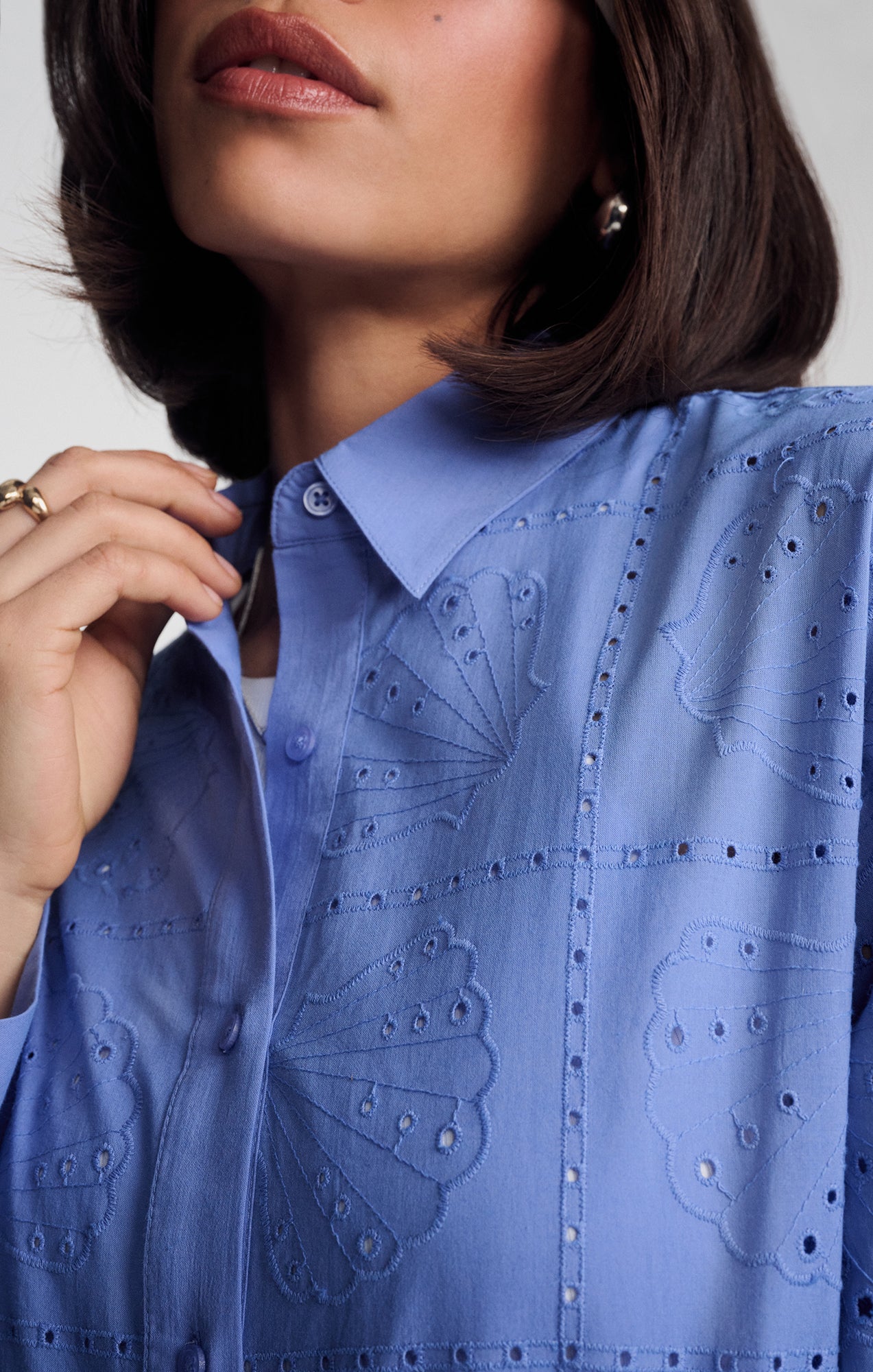 EYELET BUTTON-UP SHIRT IN PERSIAN JEWEL - Mavi Jeans