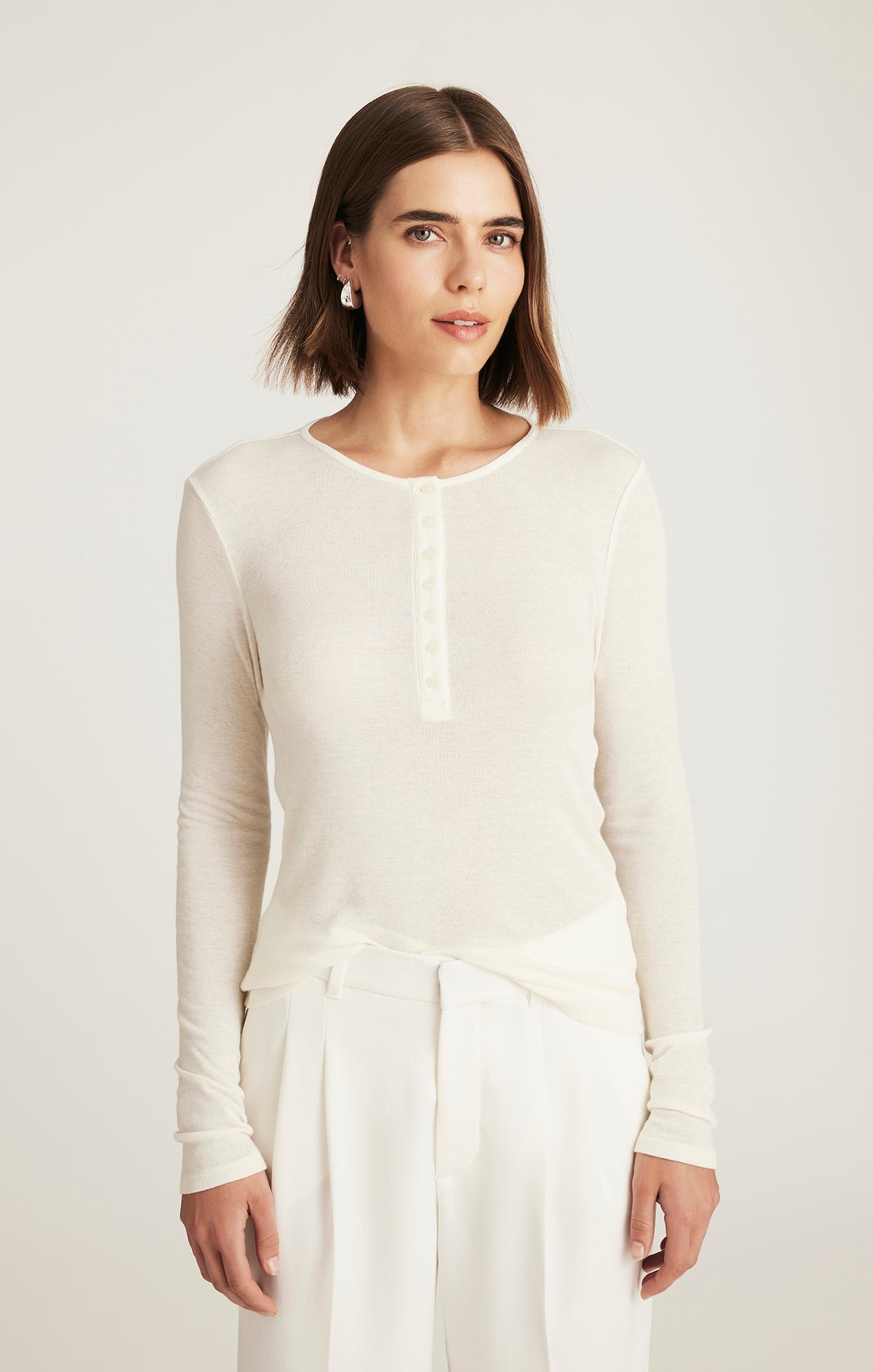 EDITION LONG SLEEVE HENLEY T-SHIRT IN MARSHMALLOW