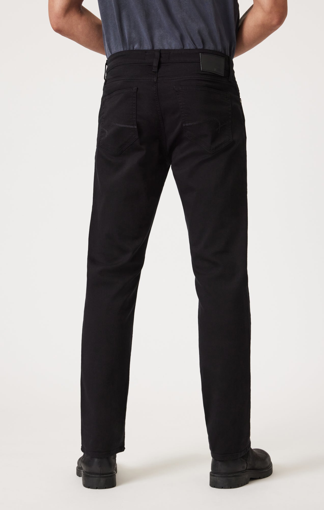 ZACH STRAIGHT LEG IN BLACK FEATHER BLUE - Mavi Jeans