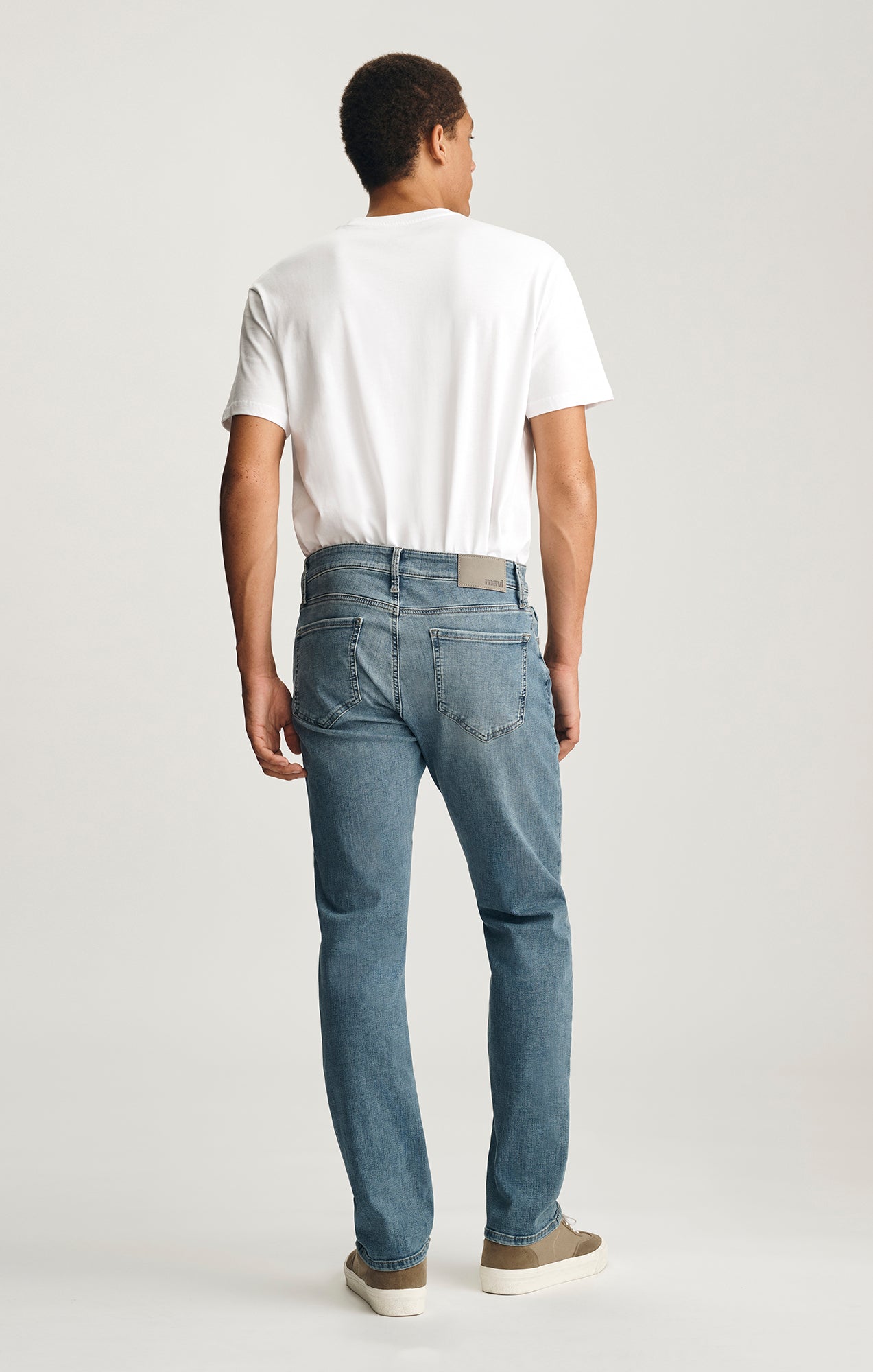 ZACH STRAIGHT LEG IN LIGHT BRUSHED ORGANIC VINTAGE