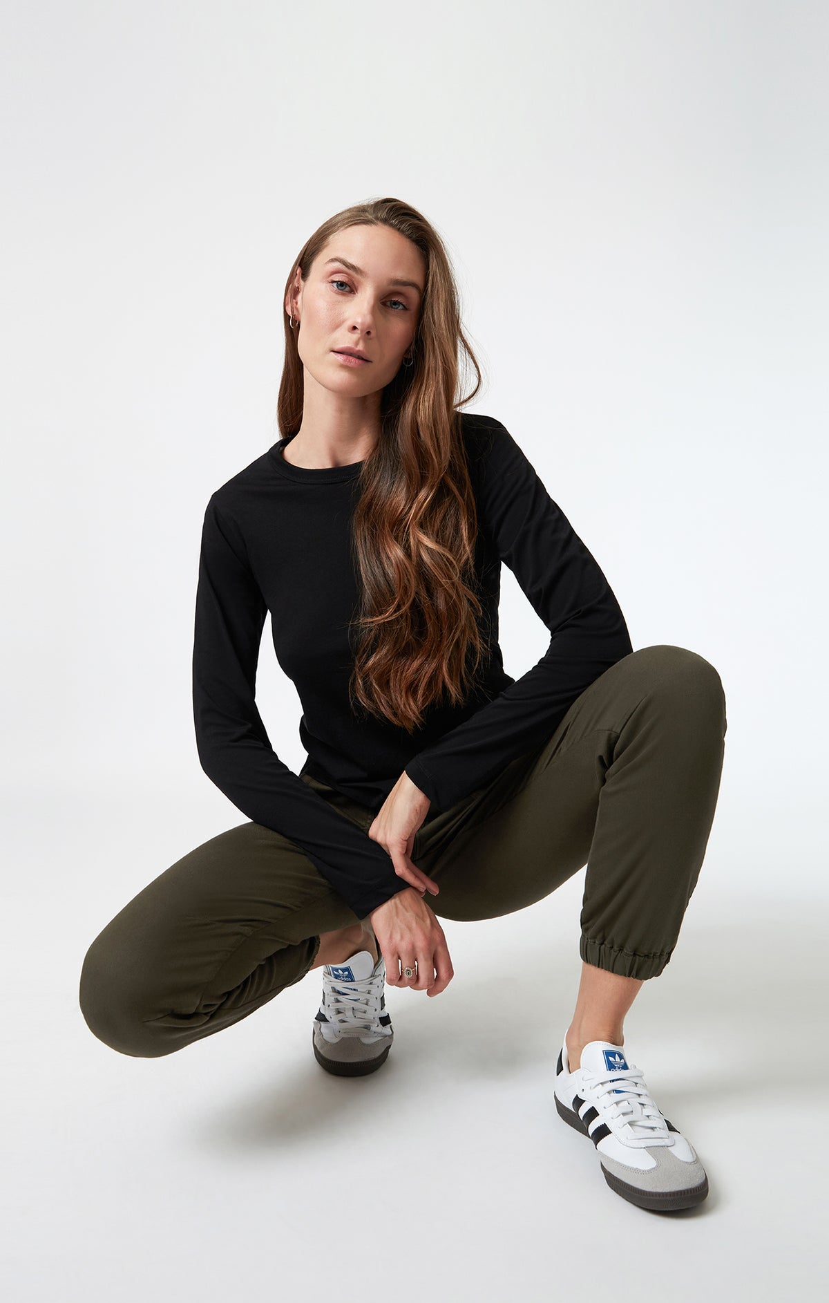 IVY SLIM CARGO IN DARK GREEN LUXE TWILL - Mavi Jeans