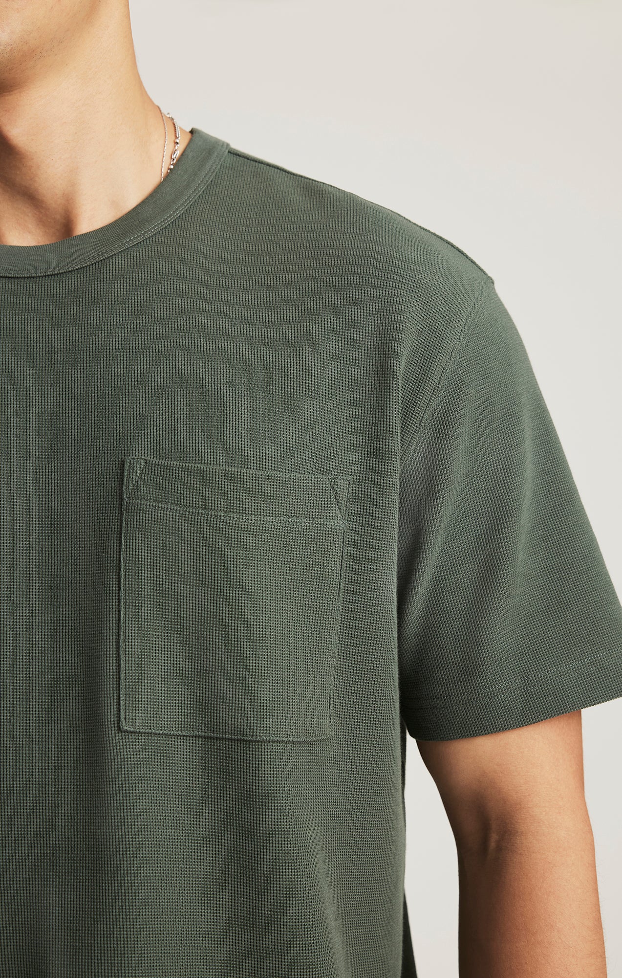 EDITION POCKET T-SHIRT IN URBAN CHIC - Mavi Jeans