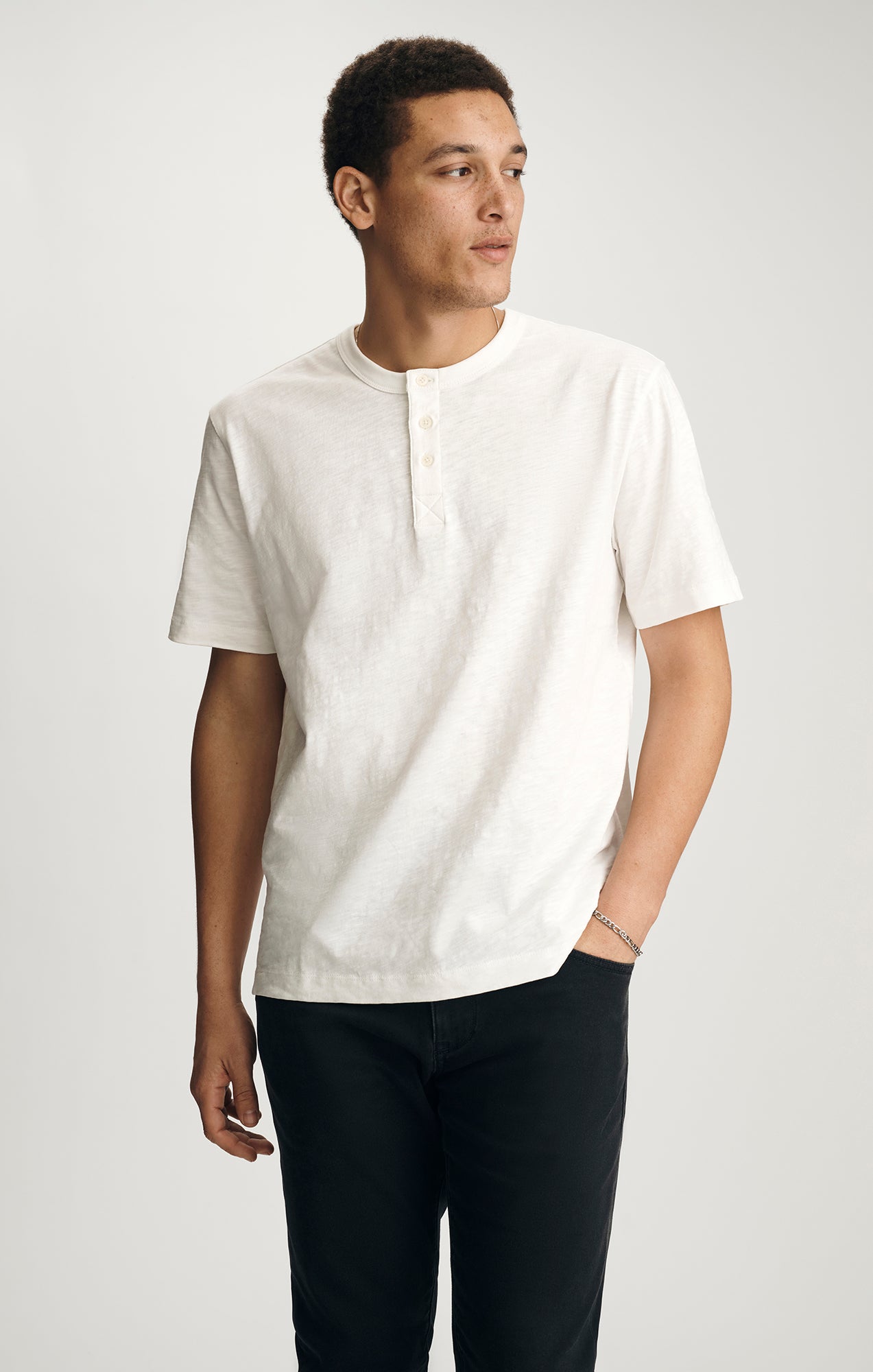 SLUB HENLEY T-SHIRT IN ANTIQUE WHITE - Mavi Jeans