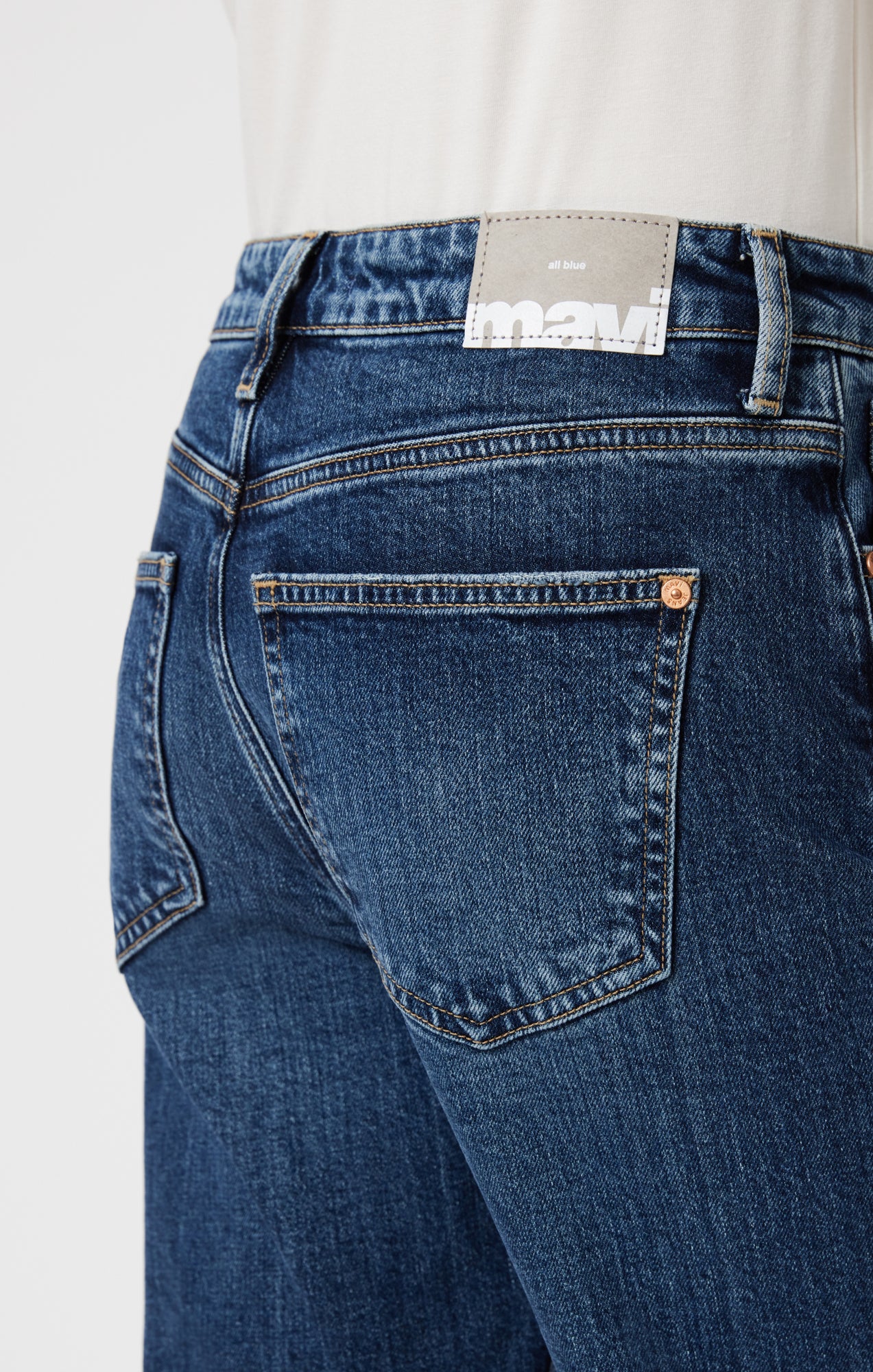 NEW YORK STRAIGHT LEG IN DARK USED CLASSIC BLUE - Mavi Jeans