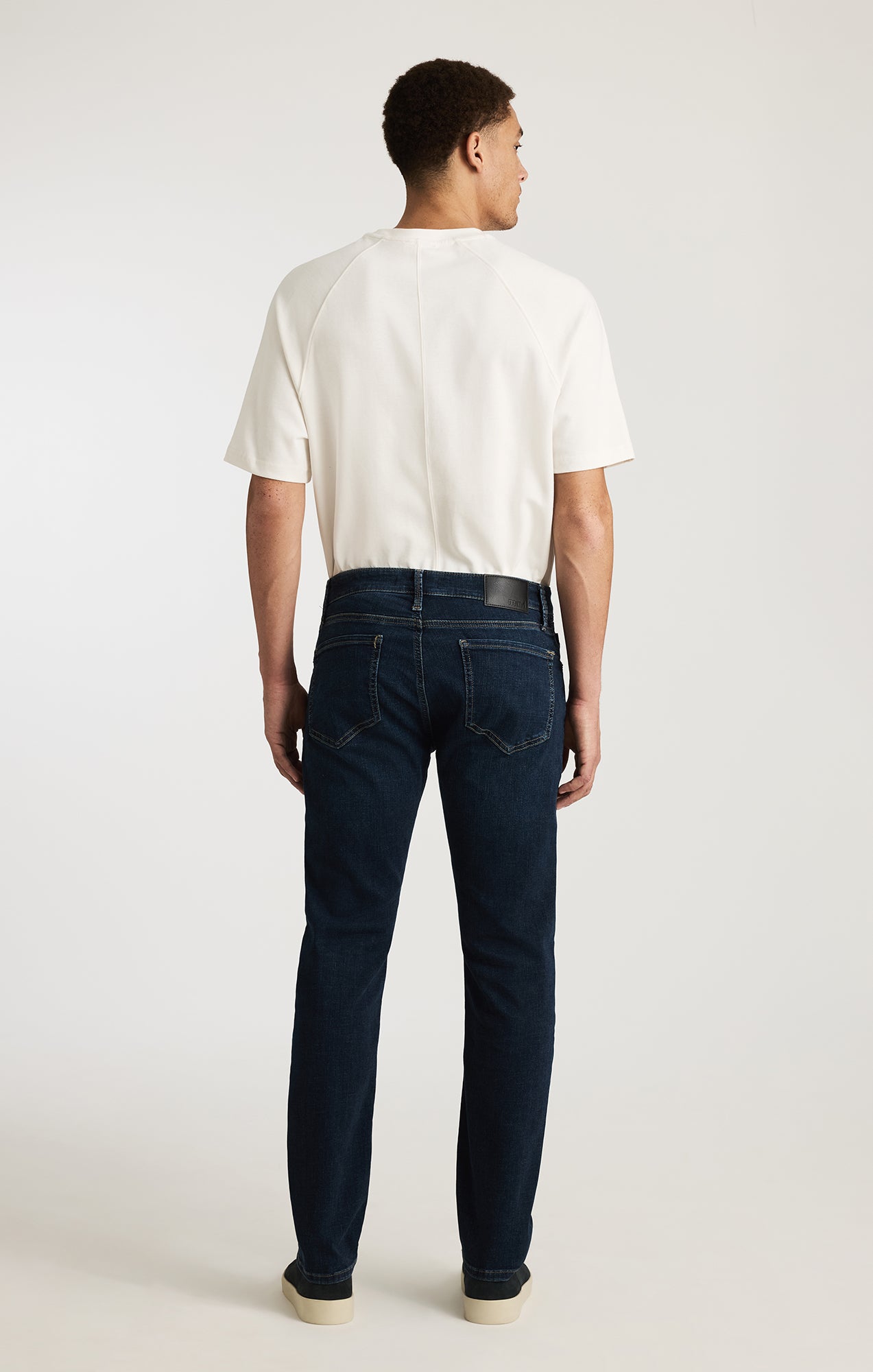 MARCUS SLIM STRAIGHT LEG IN DARK BRUSHED ORGANIC VINTAGE