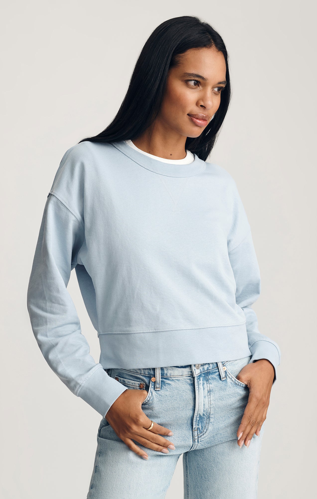 V-STITCH CREW NECK SWEATSHIRT IN BLUE FOG - Mavi Jeans