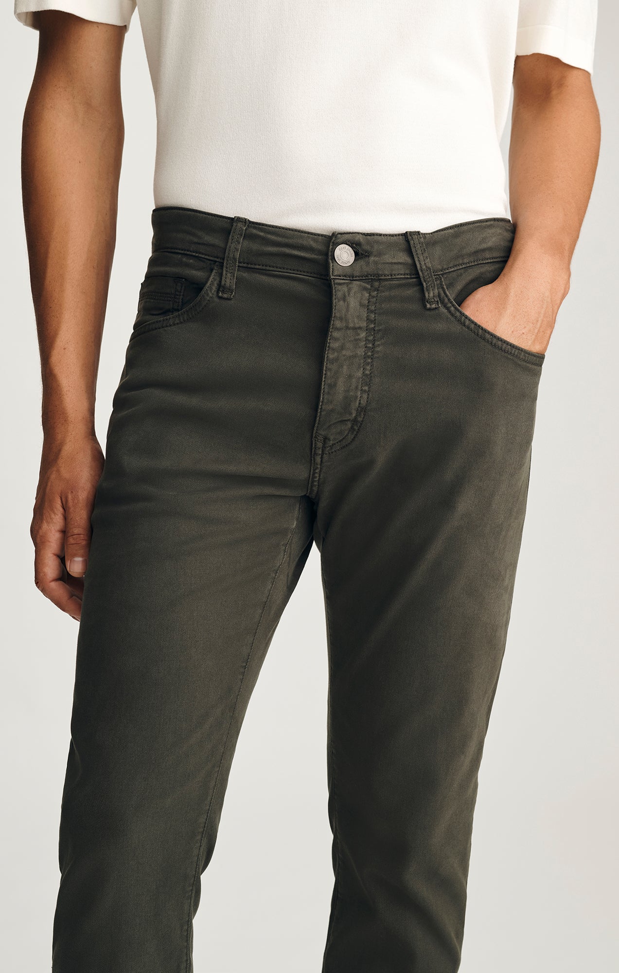 MARCUS SLIM STRAIGHT LEG IN PEAT LUXE TWILL