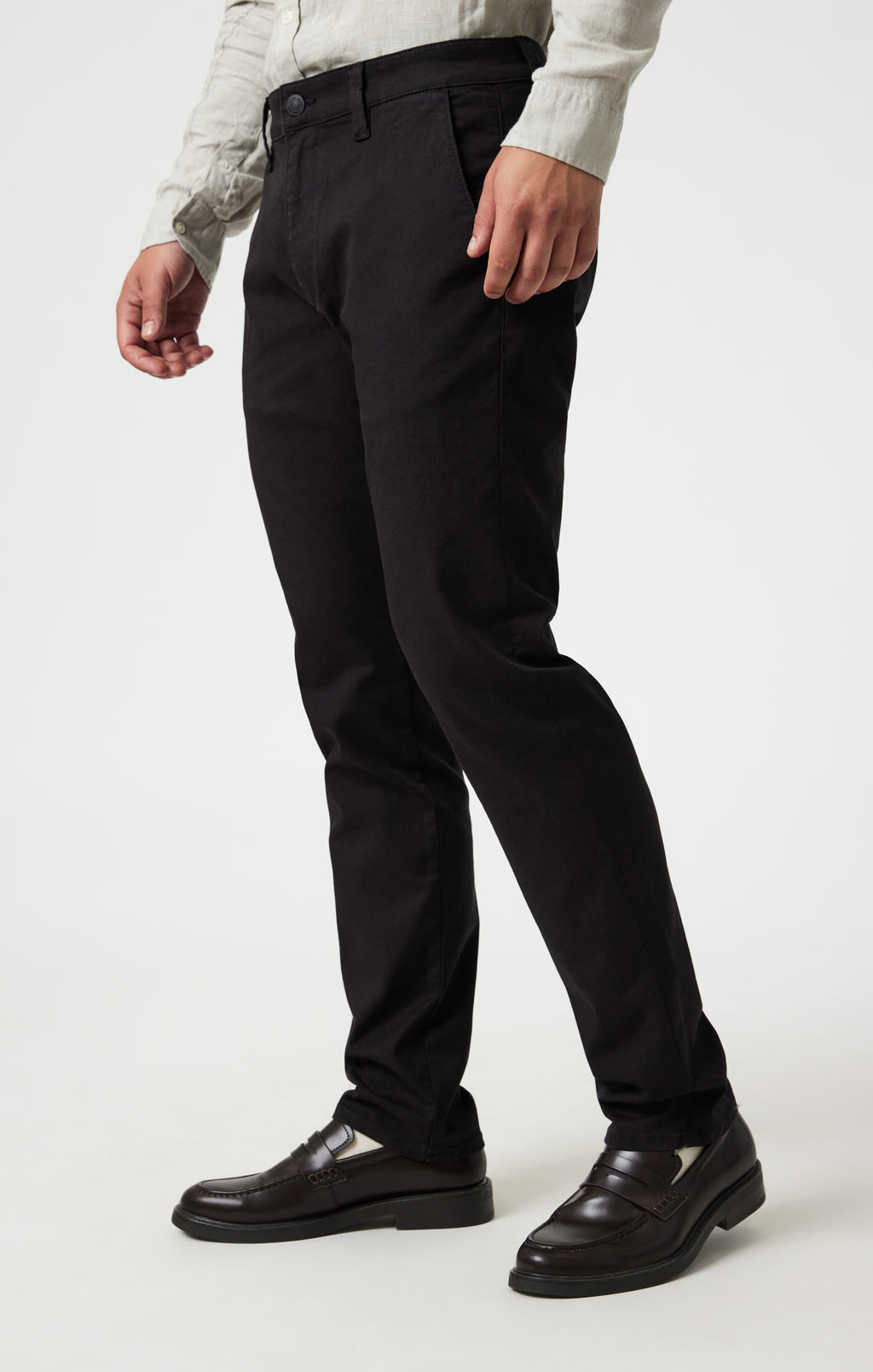 MILTON SLIM STRAIGHT CHINO IN BLACK LUXE TWILL - Mavi Jeans