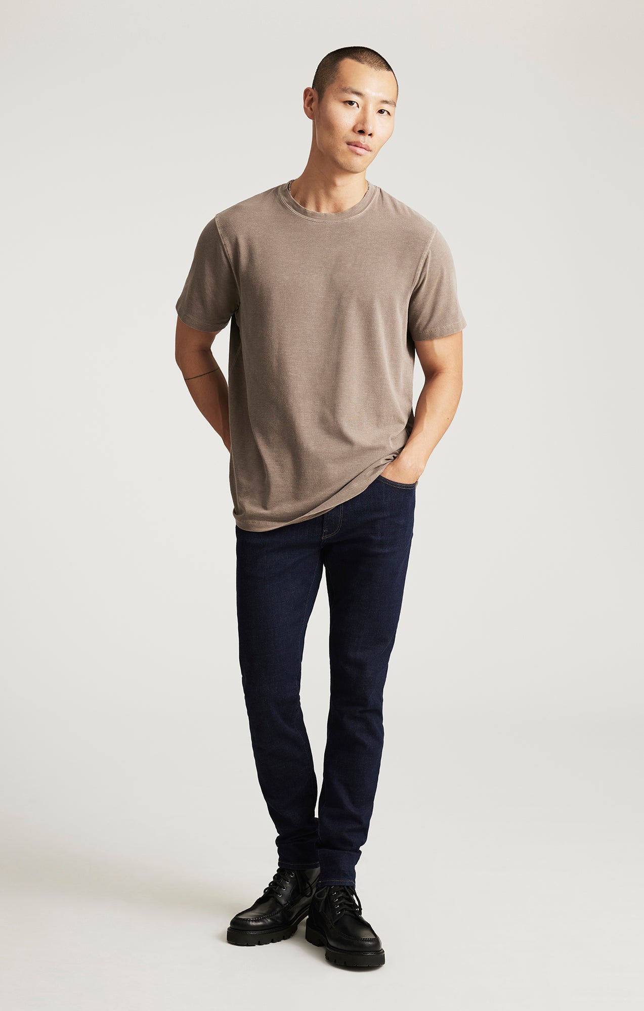 EDITION SHORT SLEEVE T-SHIRT IN SHITAKE - Mavi Jeans