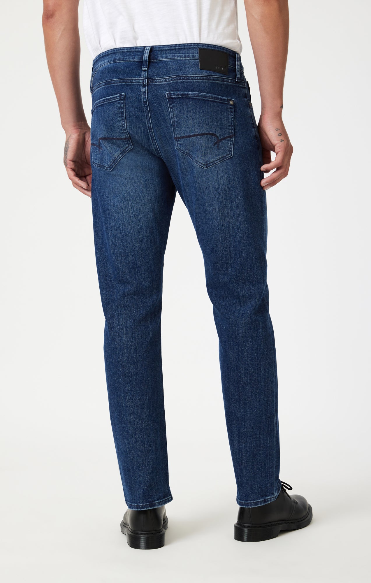 ZACH STRAIGHT LEG IN DARK BRUSHED NASHVILLE - Mavi Jeans