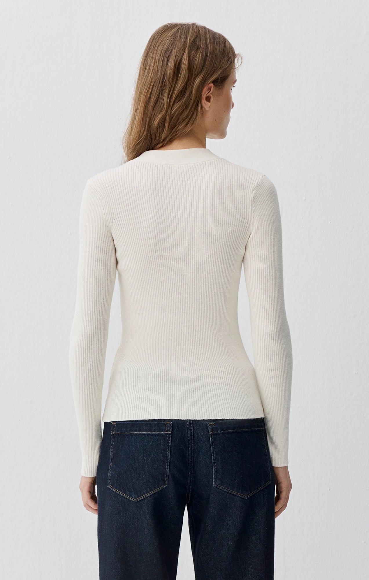 EDITION BUTTON-FRONT SWEATER IN ANTIQUE WHITE