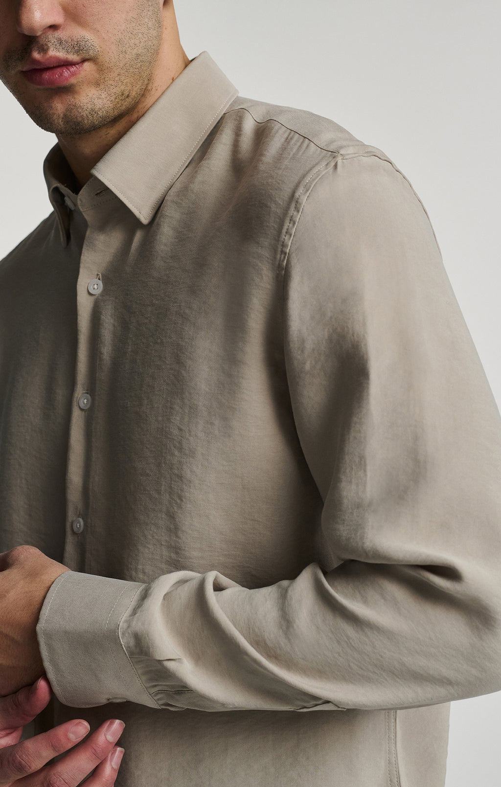 LONG SLEEVE BUTTON-UP SHIRT IN PALOMA - Mavi Jeans