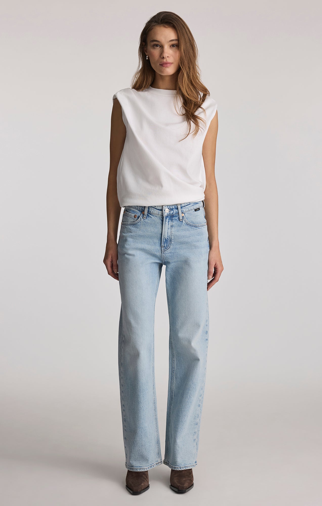 TAYLOR STRAIGHT LEG IN LIGHT BRUSHED CLASSIC BLUE - Mavi Jeans