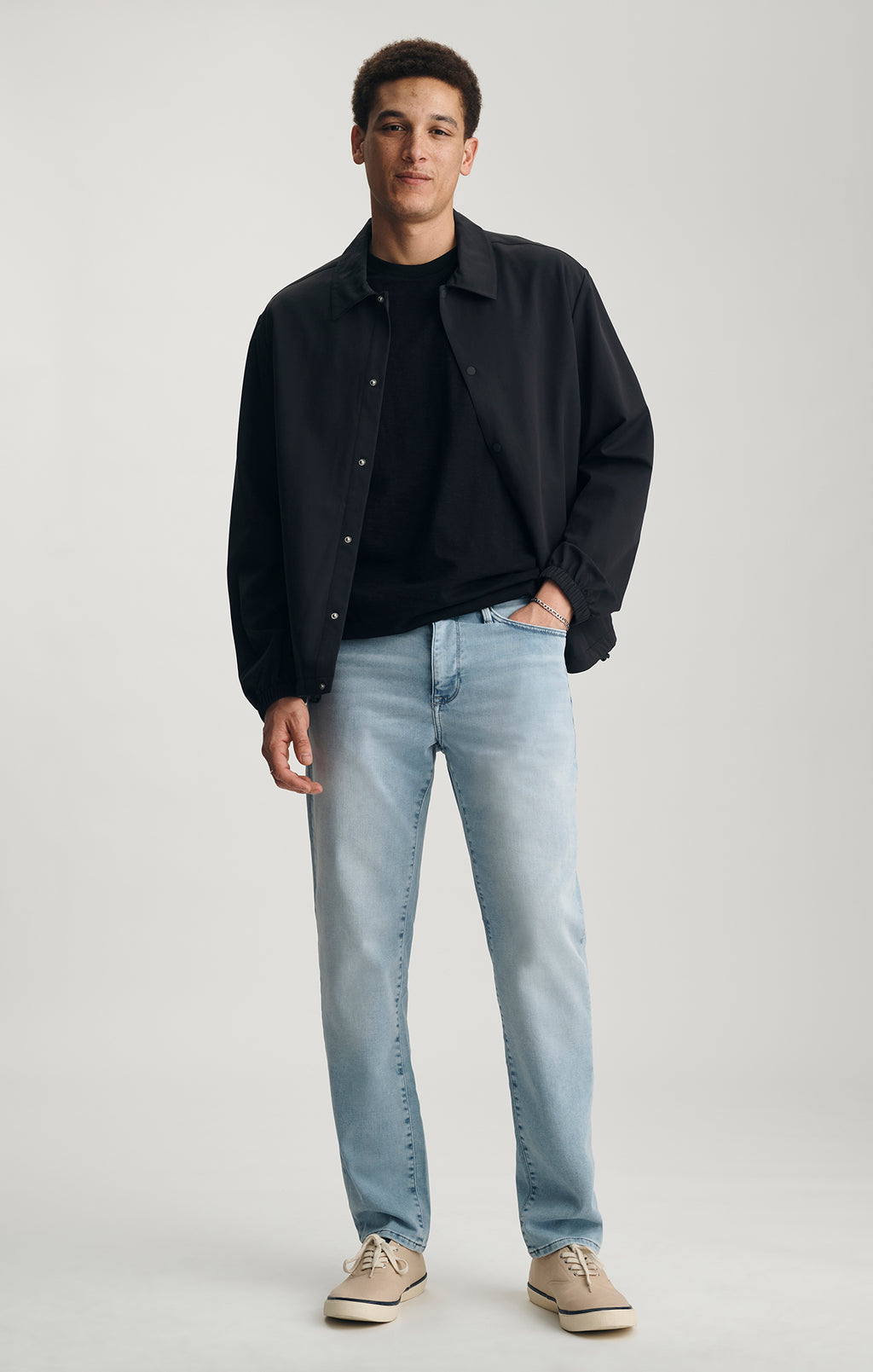 STEVE ATHLETIC FIT IN LIGHT BLUE EXPLORER - Mavi Jeans