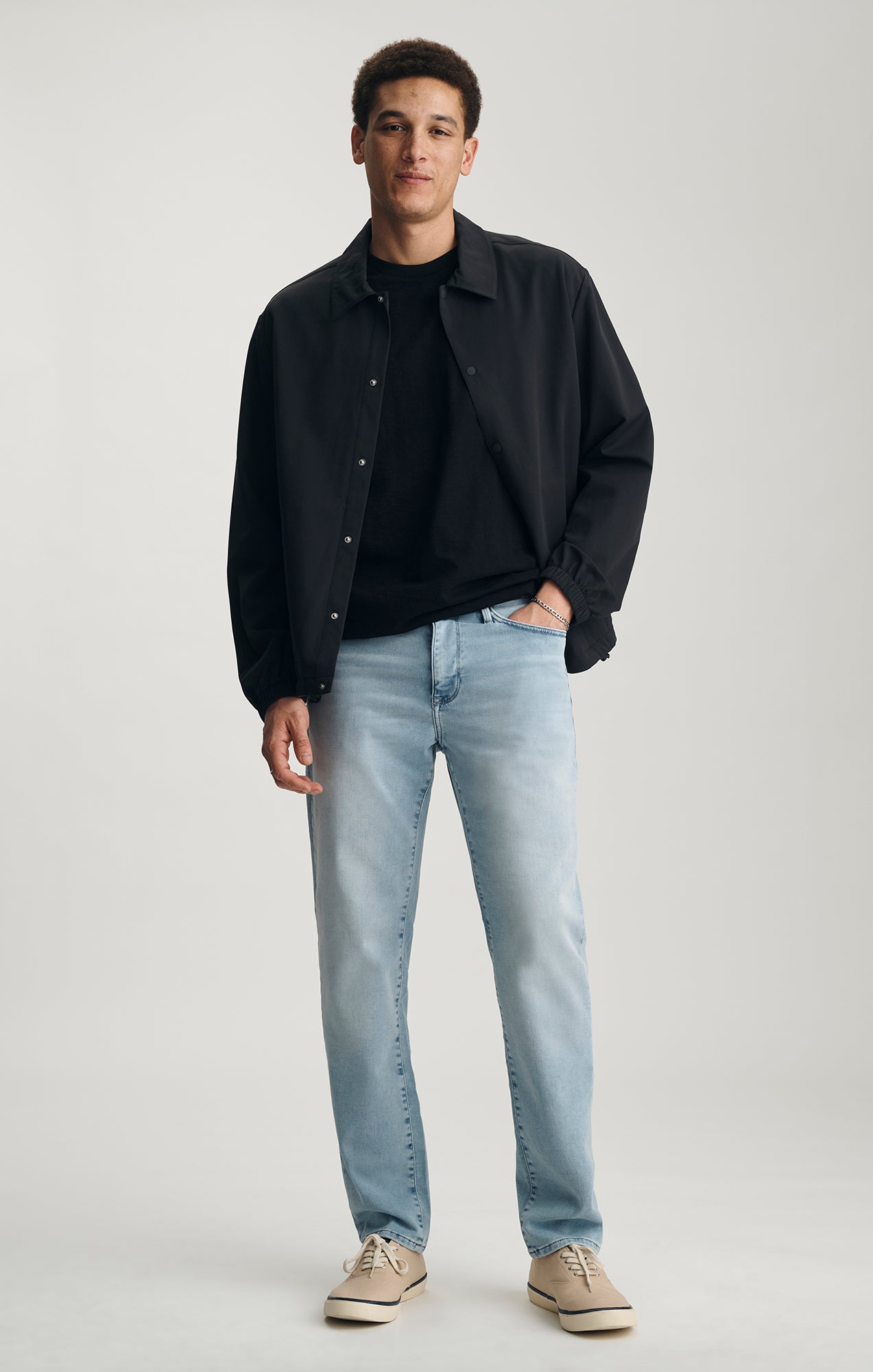 STEVE ATHLETIC FIT IN LIGHT BLUE EXPLORER