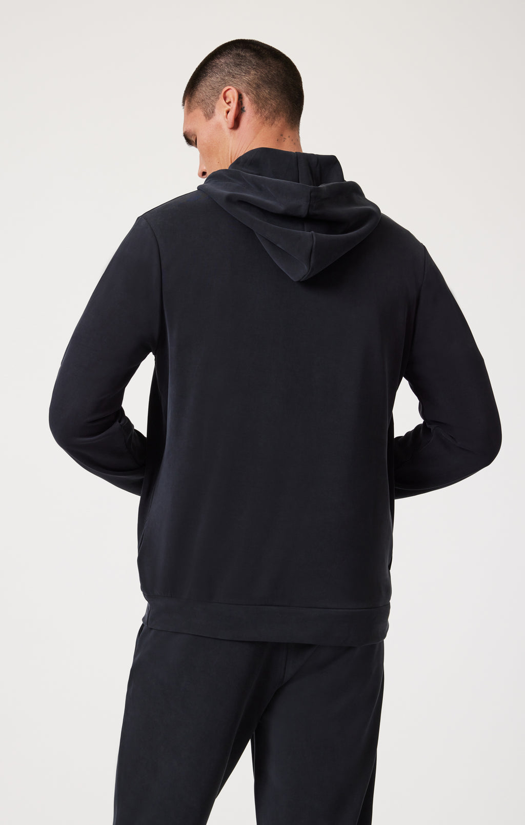 QUARTER ZIP HOODIE IN JET BLACK - Mavi Jeans