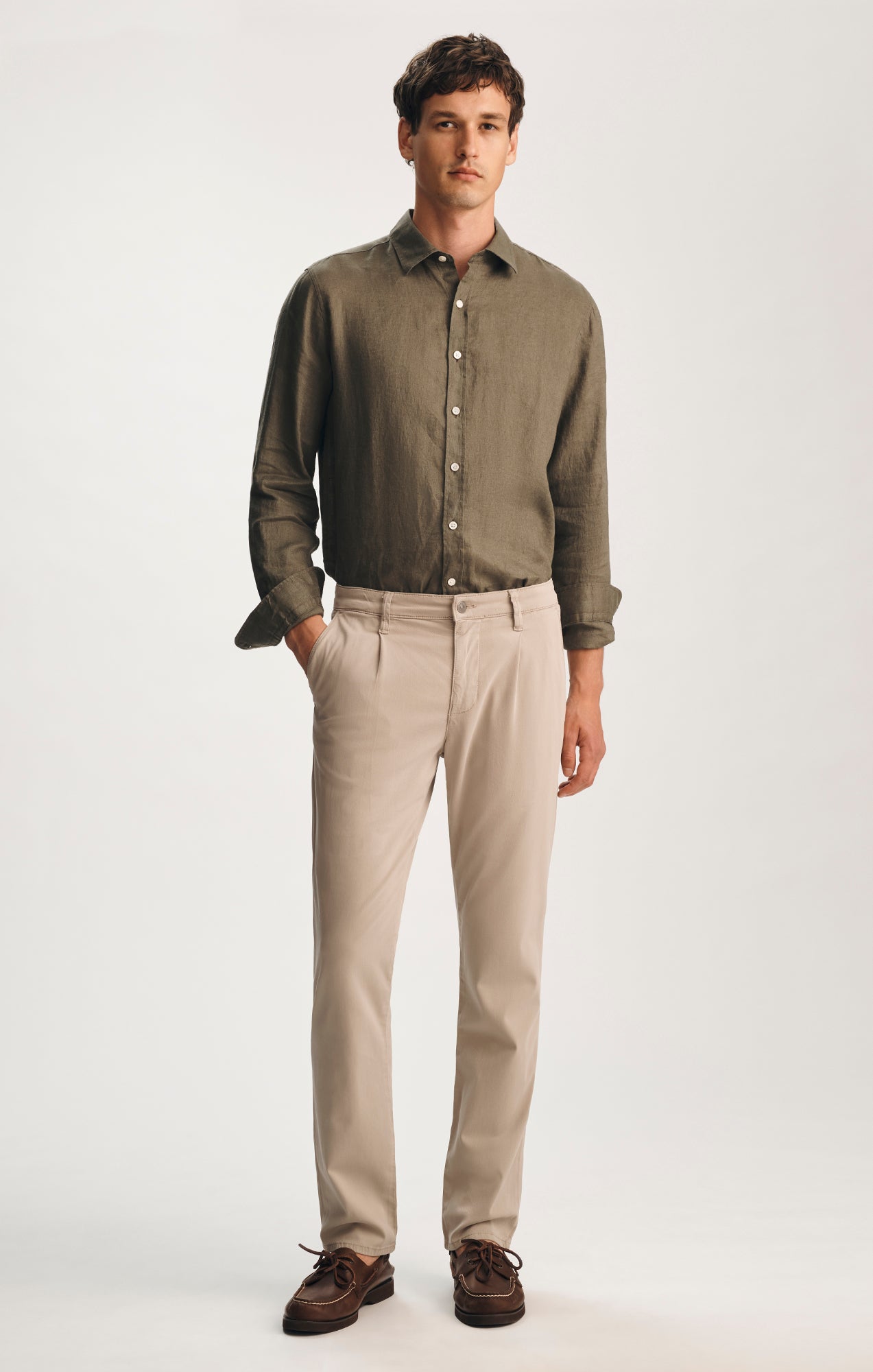 WILL PLEATED STRAIGHT CHINO IN NATURE CITY